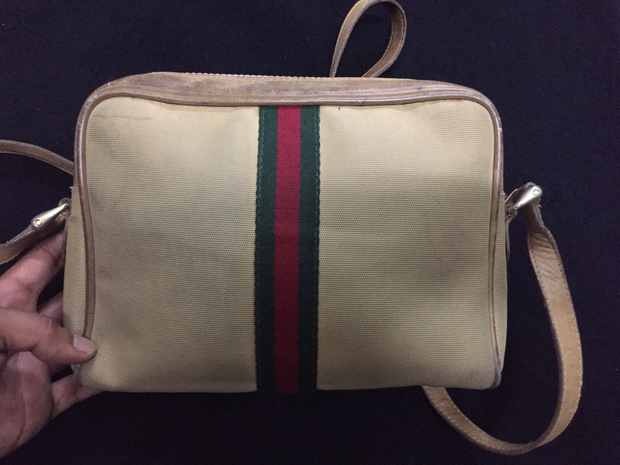 Gucci Vintage gucci slingbag riri zipper Size ONE SIZE - 9 Thumbnail