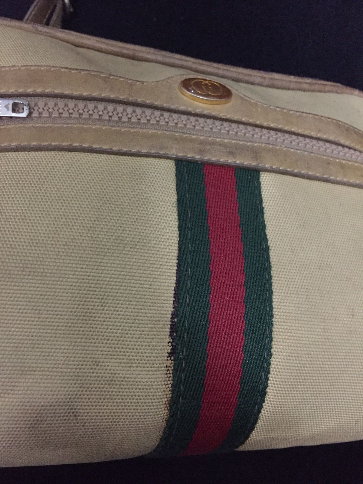 Gucci Vintage gucci slingbag riri zipper Size ONE SIZE - 10 Thumbnail