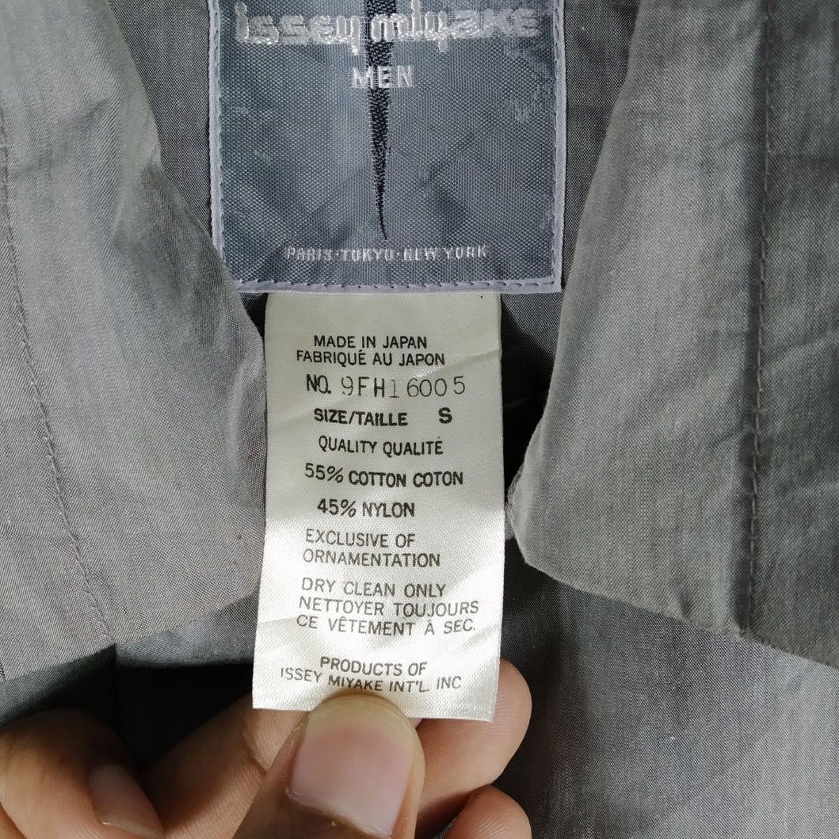 Issey Miyake Vintage ISSEY MIYAKE Men Long Coat Japanese Brand Size US XL / EU 56 / 4 - 4 Thumbnail
