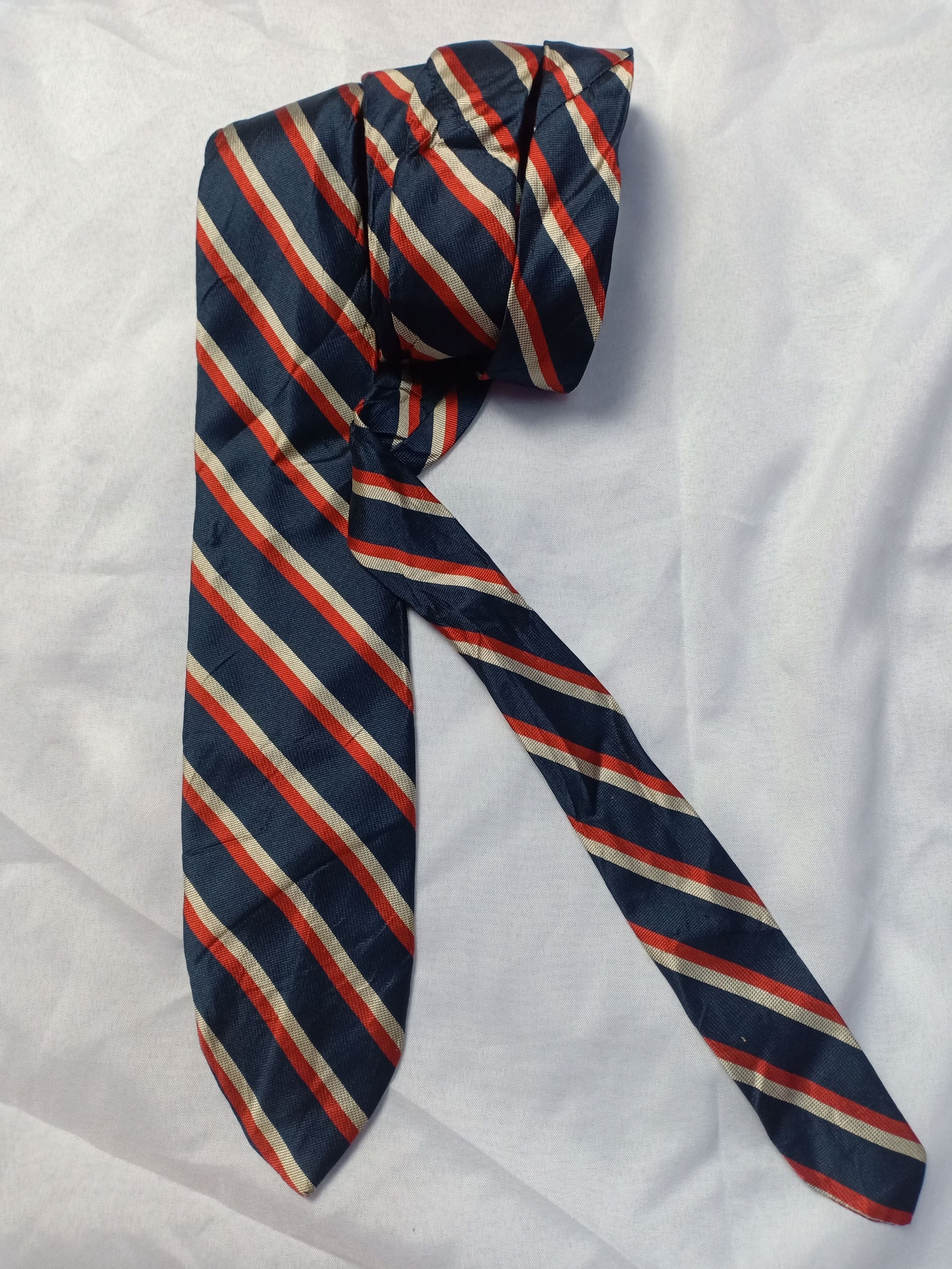 Vintage Yves Saint Laurent neck tie red striped slim YSL Size ONE SIZE - 1 Thumbnail
