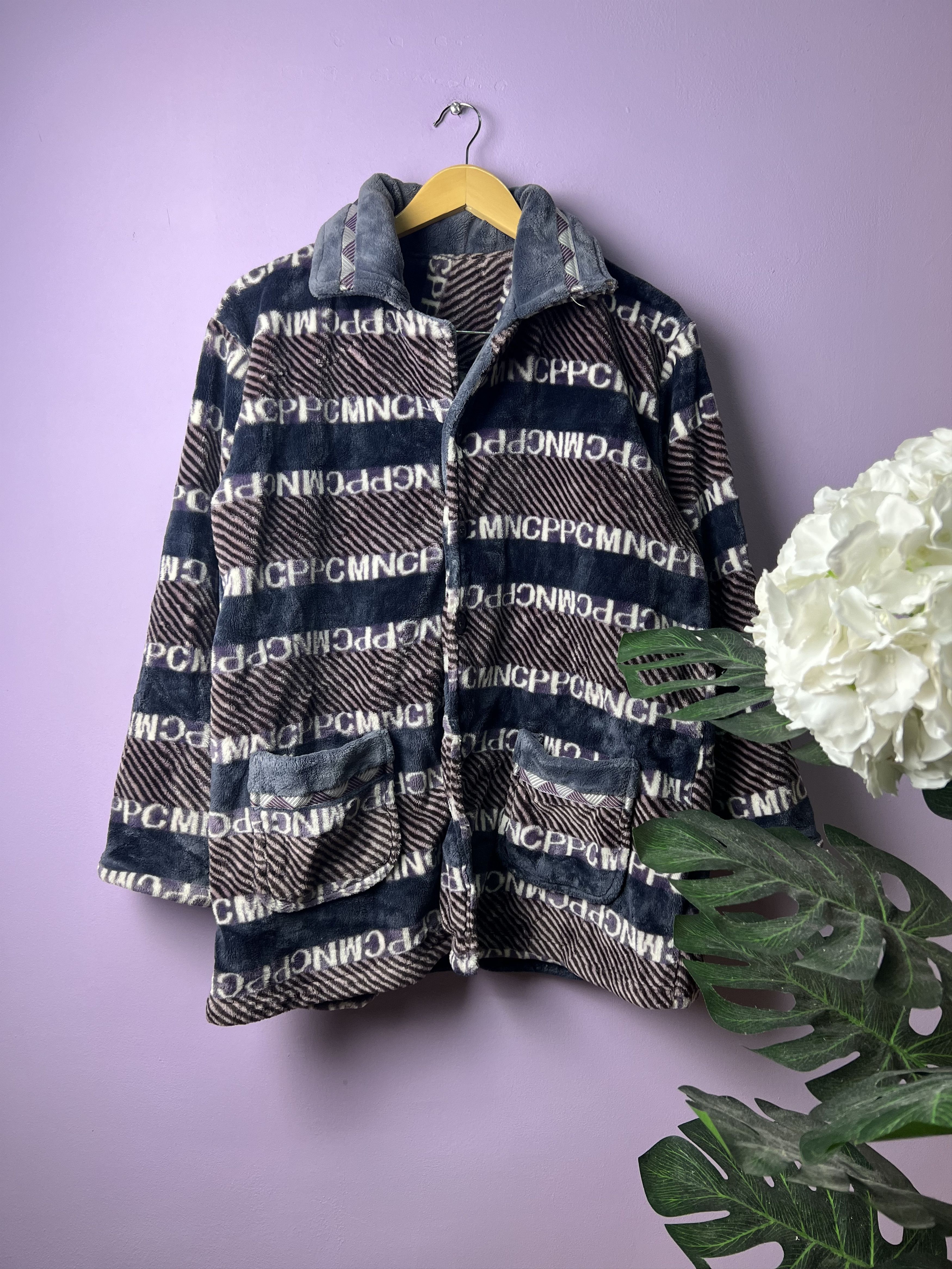Japanese Brand 🔥Rare High & Low Button Printed Fleece Jackets Size US L / EU 52-54 / 3 - 1 Thumbnail