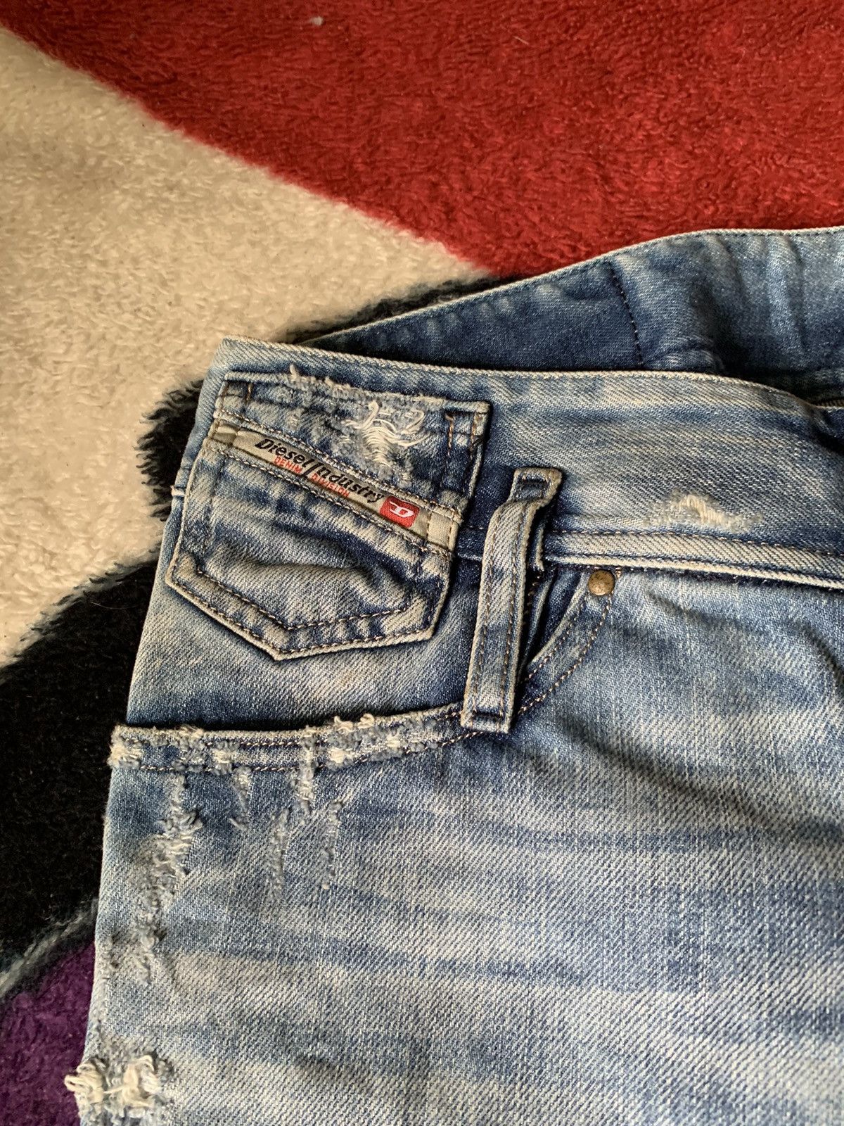 Diesel DIESEL RIPPED JEANS RARE Size US 30 / EU 46 - 8 Thumbnail