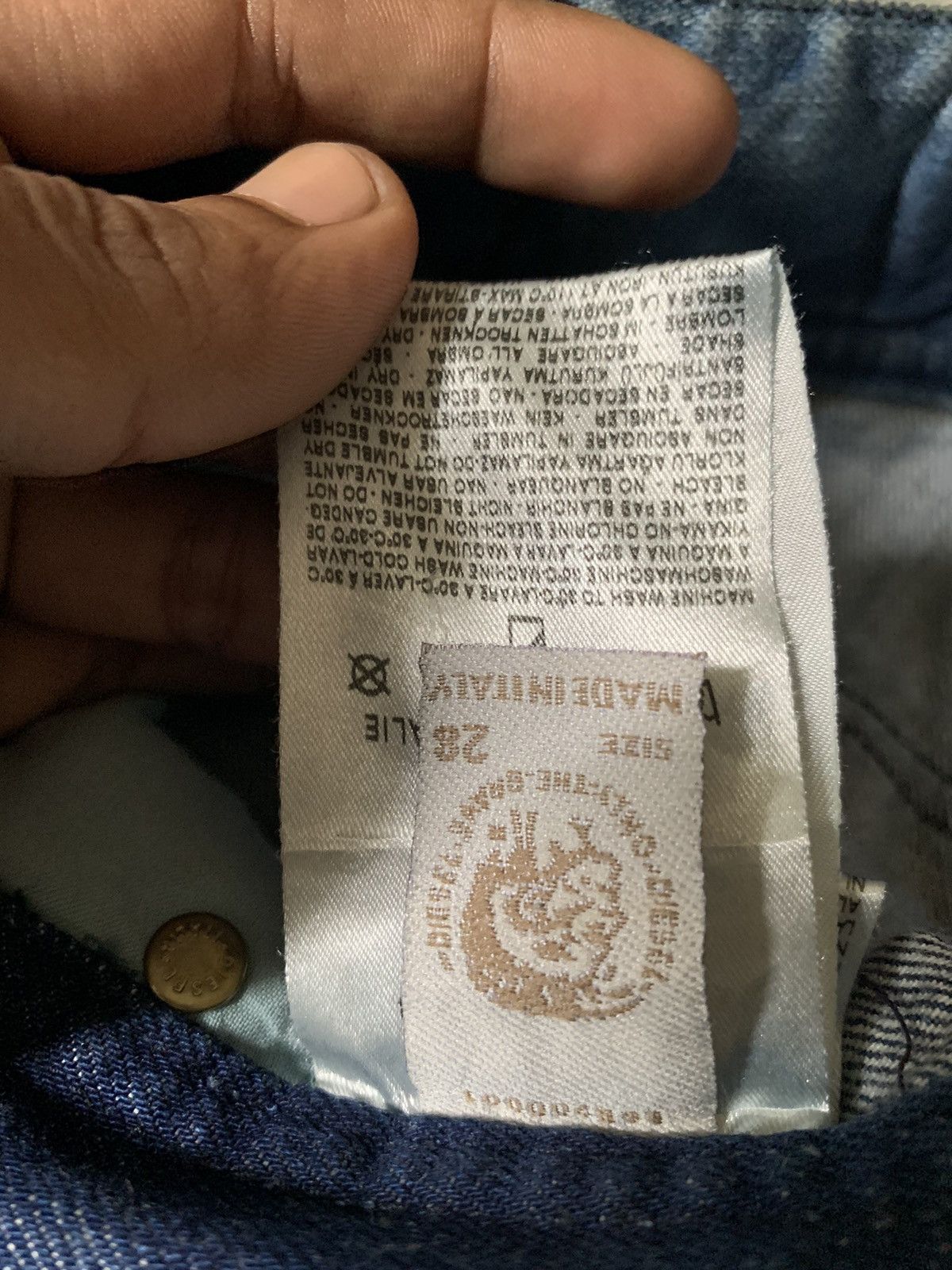 Diesel DIESEL RIPPED JEANS RARE Size US 30 / EU 46 - 11 Thumbnail