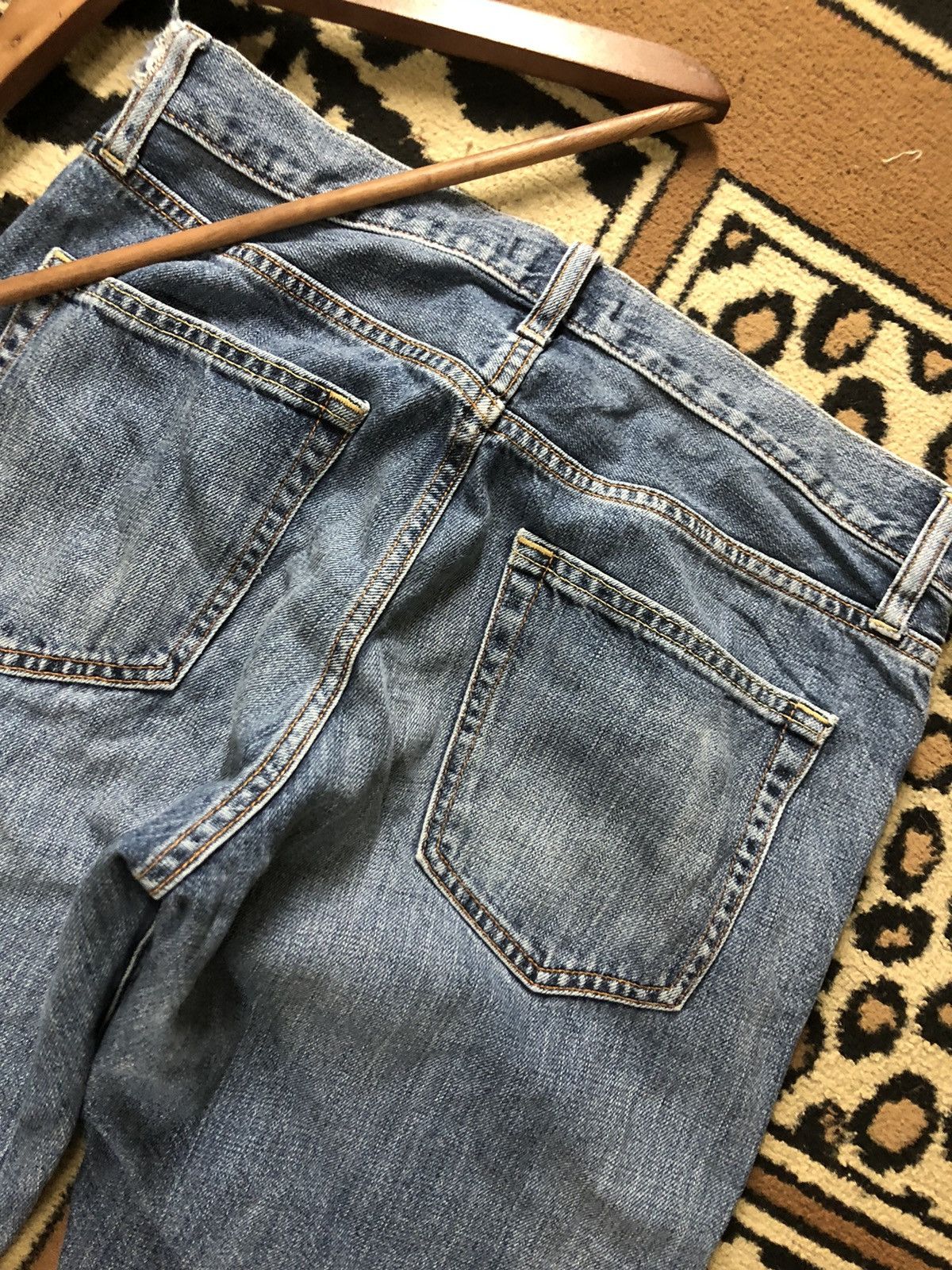 Uniqlo × Vintage VINTAGE SELVEDGE UNIQLO REGULAFIT BLUE WASH DISTRESED DENIM Size US 30 / EU 46 - 11 Thumbnail