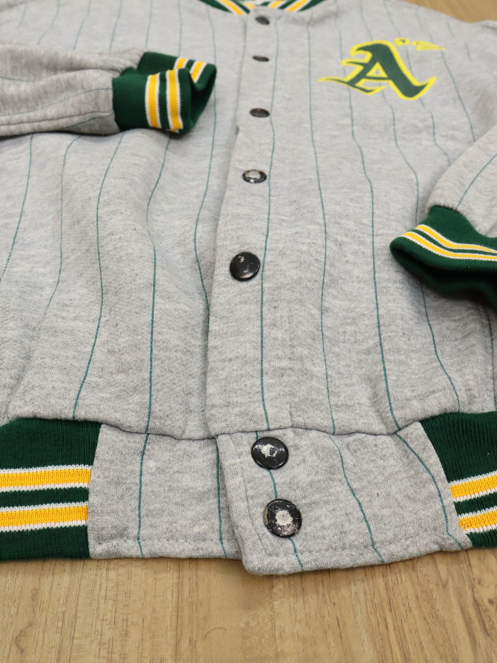 MLB × Vintage Vtg. 80's MLB Oakland A’s Athletics Pinstripe Bomber Jacket Size US M / EU 48-50 / 2 - 6 Thumbnail