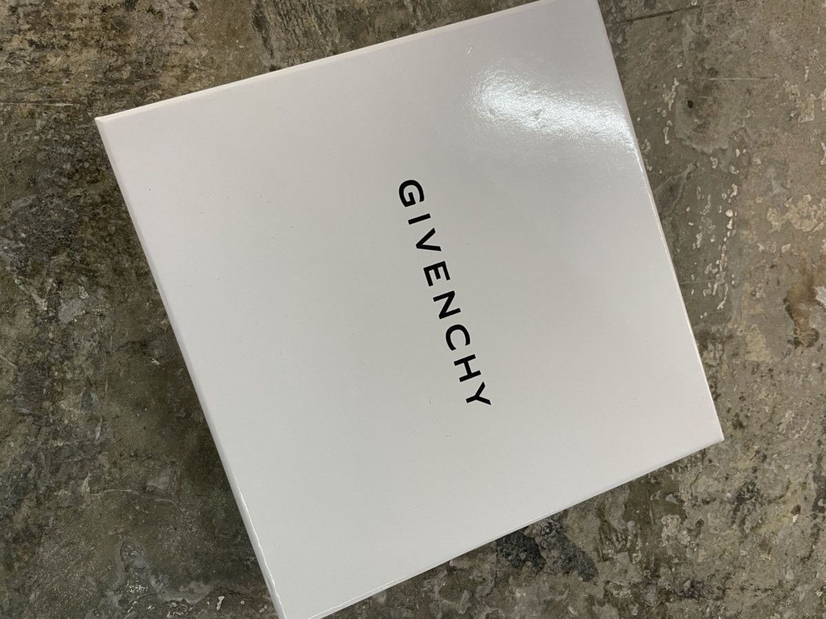 Givenchy givenchy shark tooth necklace Size ONE SIZE - 7 Thumbnail