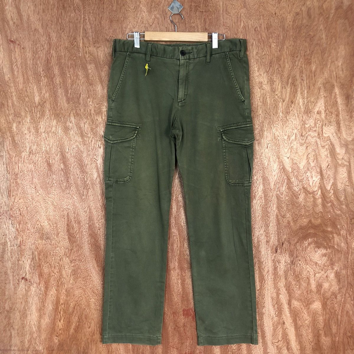 Japanese Brand Uniqlo Green Multipocket utility Cargo Pants #2640 Size US 32 / EU 48 - 1 Thumbnail