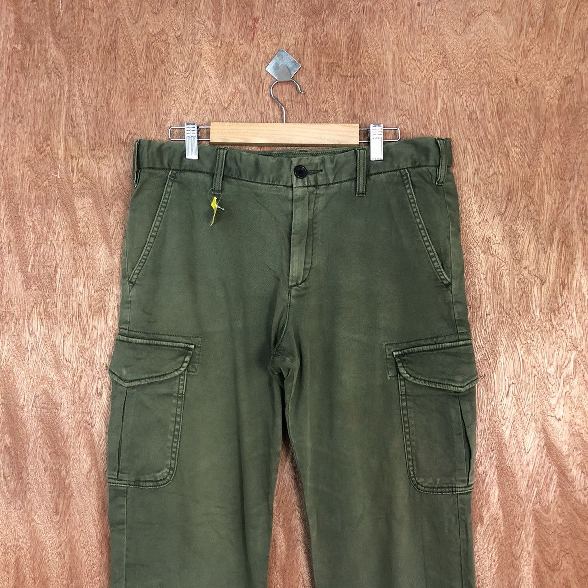 Japanese Brand Uniqlo Green Multipocket utility Cargo Pants #2640 Size US 32 / EU 48 - 2 Thumbnail