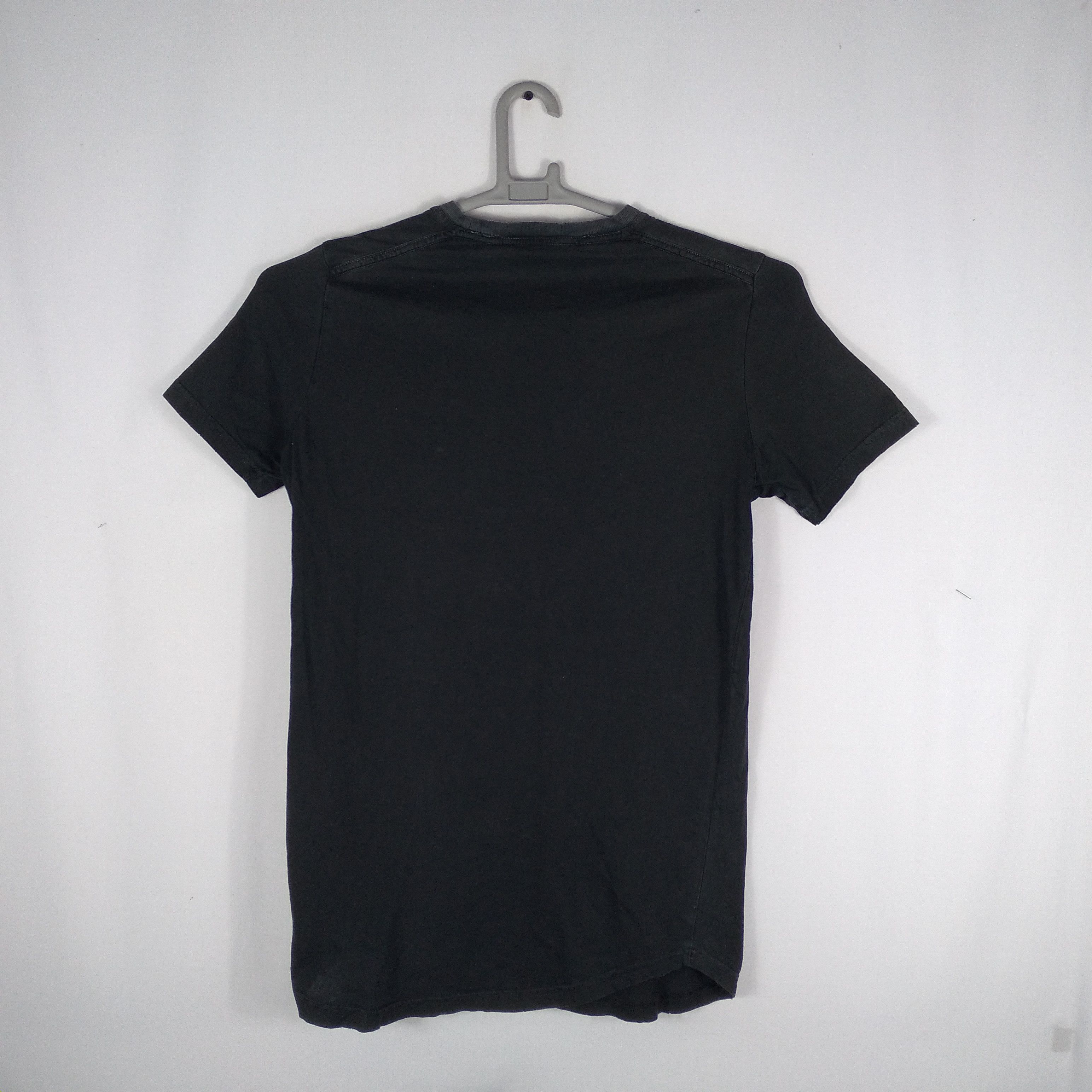 Dsquared2 × Vintage Vintage Dsquared Spellout Distrressed Punk Style Tee Size US S / EU 44-46 / 1 - 4 Thumbnail