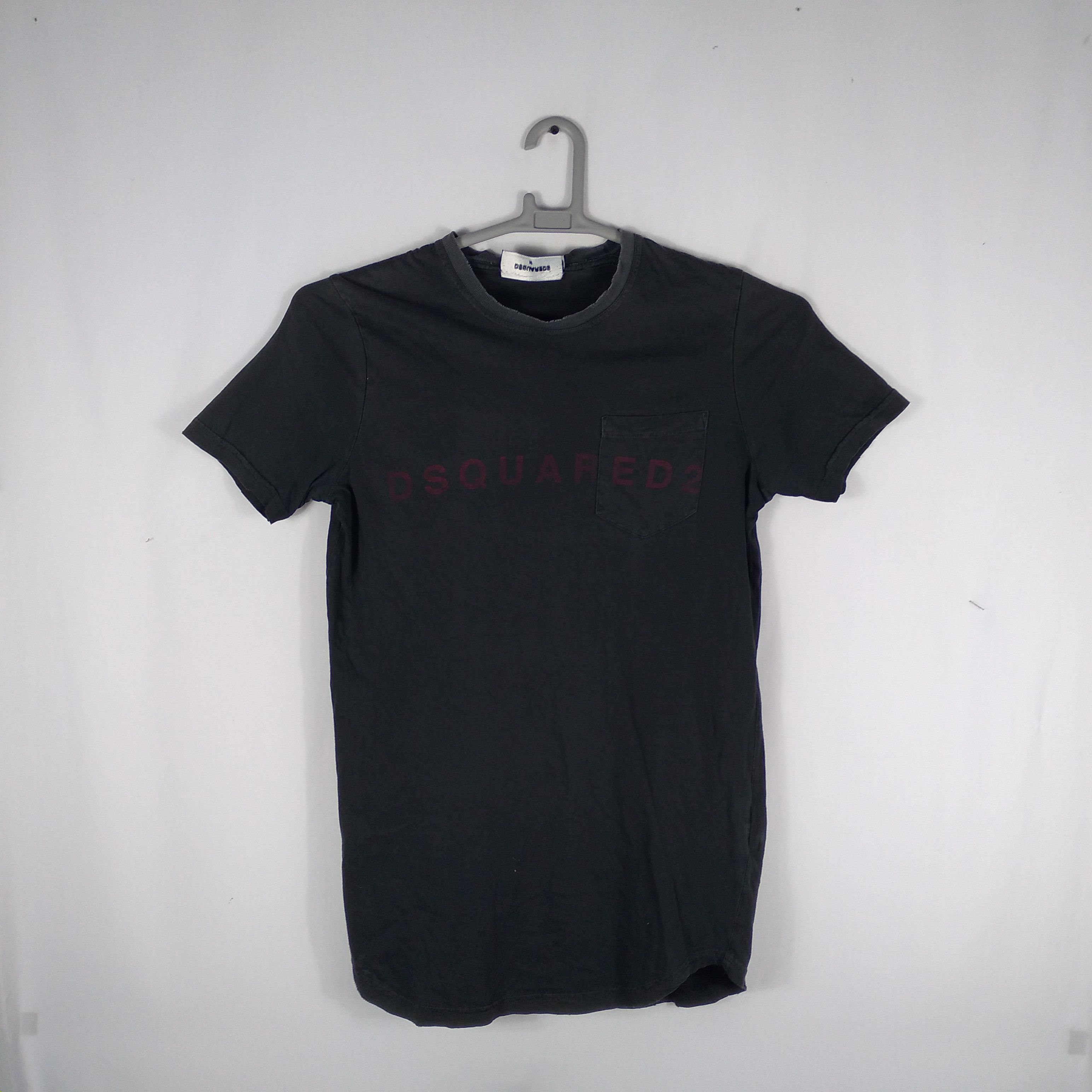 Dsquared2 × Vintage Vintage Dsquared Spellout Distrressed Punk Style Tee Size US S / EU 44-46 / 1 - 1 Thumbnail
