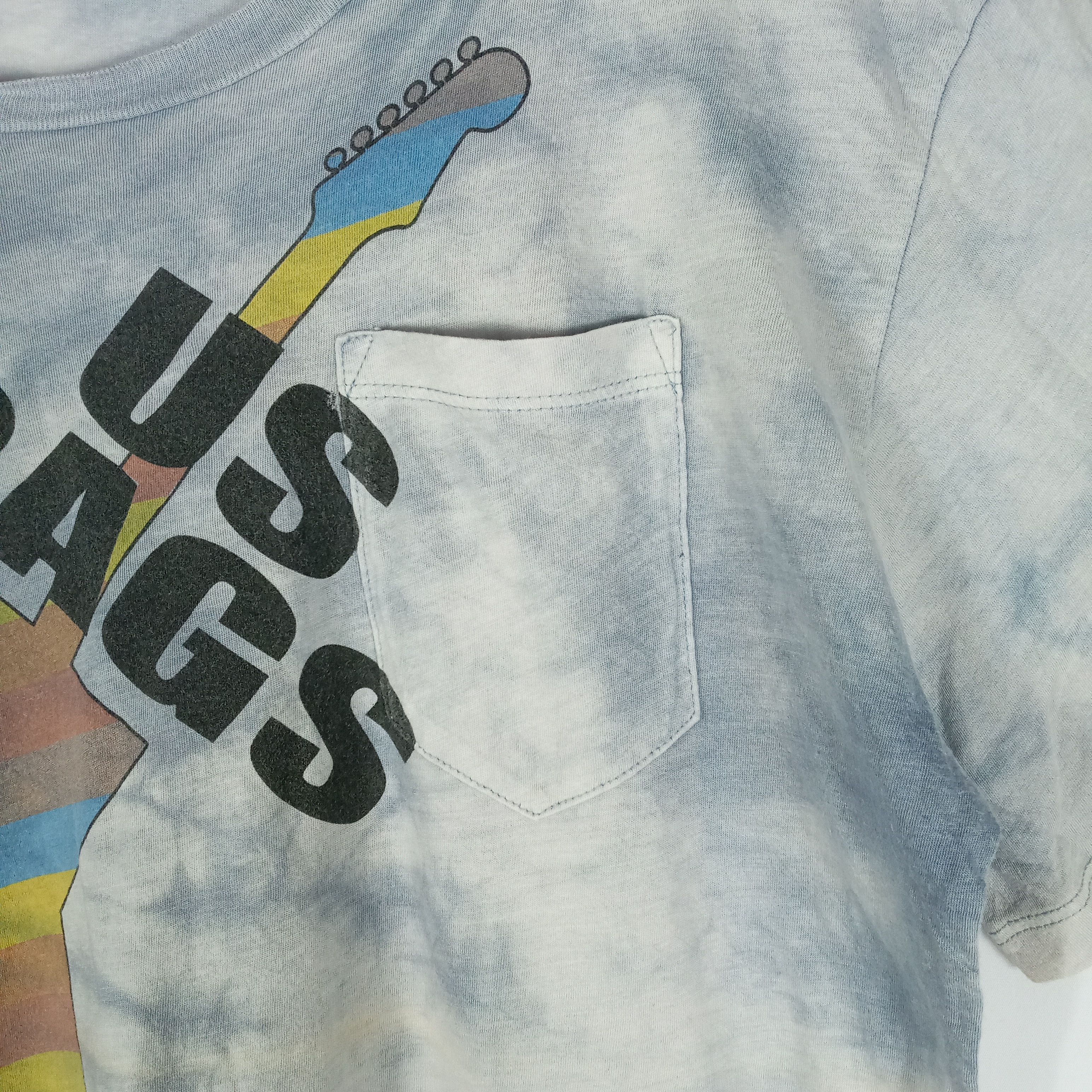 Vintage Vintage US Rags Parody Live Aid Saves Lives Concert Tee Size US L / EU 52-54 / 3 - 4 Thumbnail