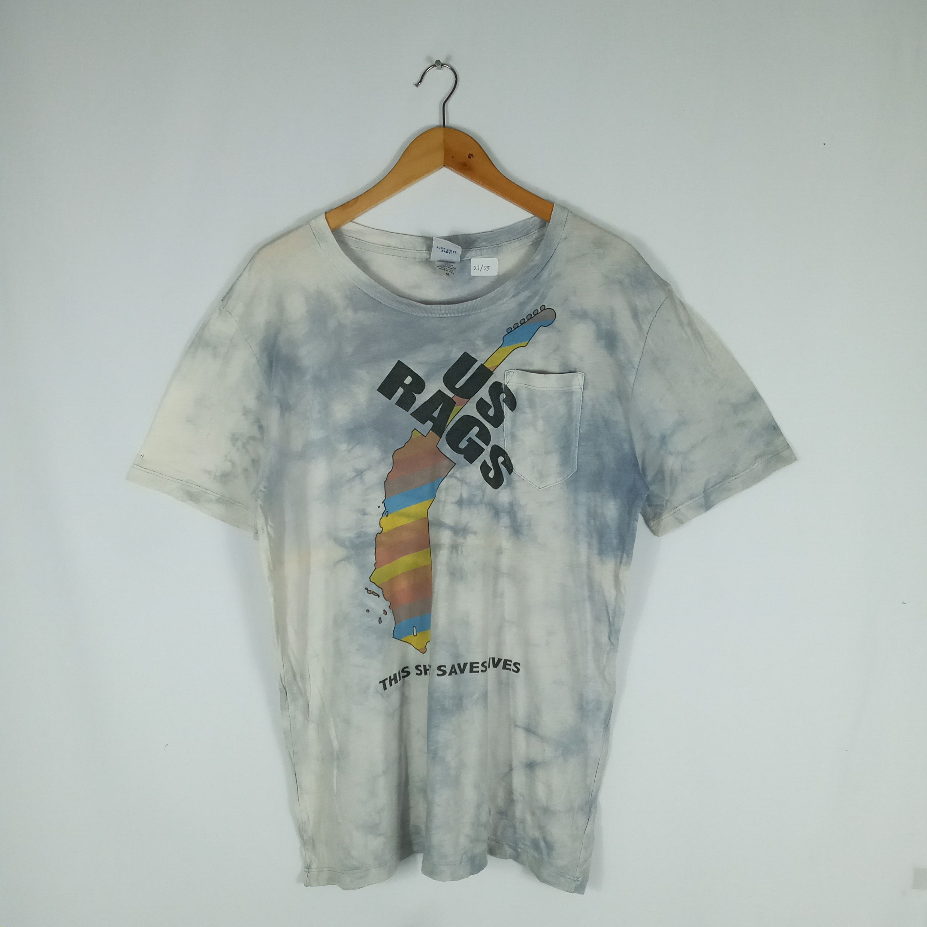 Vintage Vintage US Rags Parody Live Aid Saves Lives Concert Tee Size US L / EU 52-54 / 3 - 1 Thumbnail