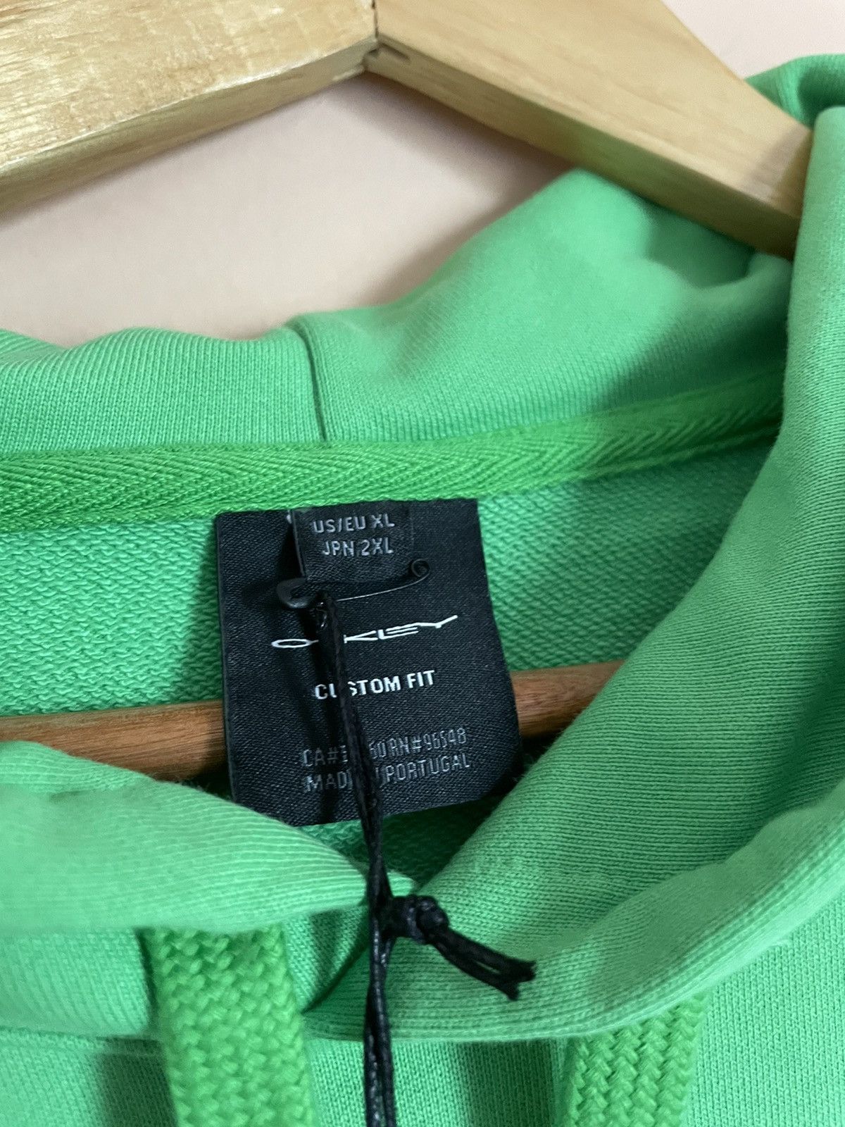 Oakley × Samuel Ross Oakley by Samuel Ross Premium Portrait Logo Hoodie Size US XL / EU 56 / 4 - 6 Thumbnail
