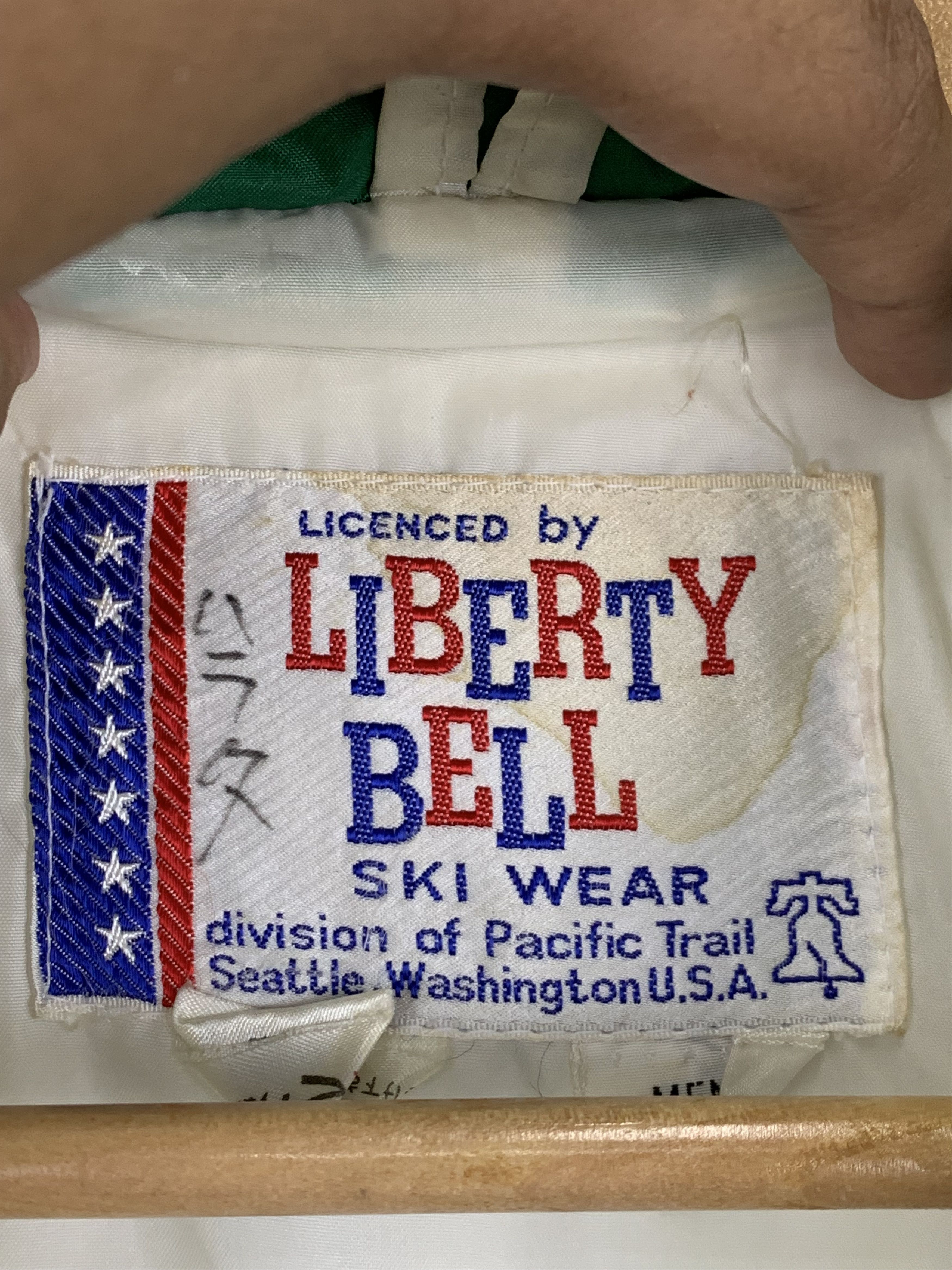 Liberty × Vintage Vintage 80s Liberty Bell Ski Jacket J0830 Size US L / EU 52-54 / 3 - 5 Thumbnail
