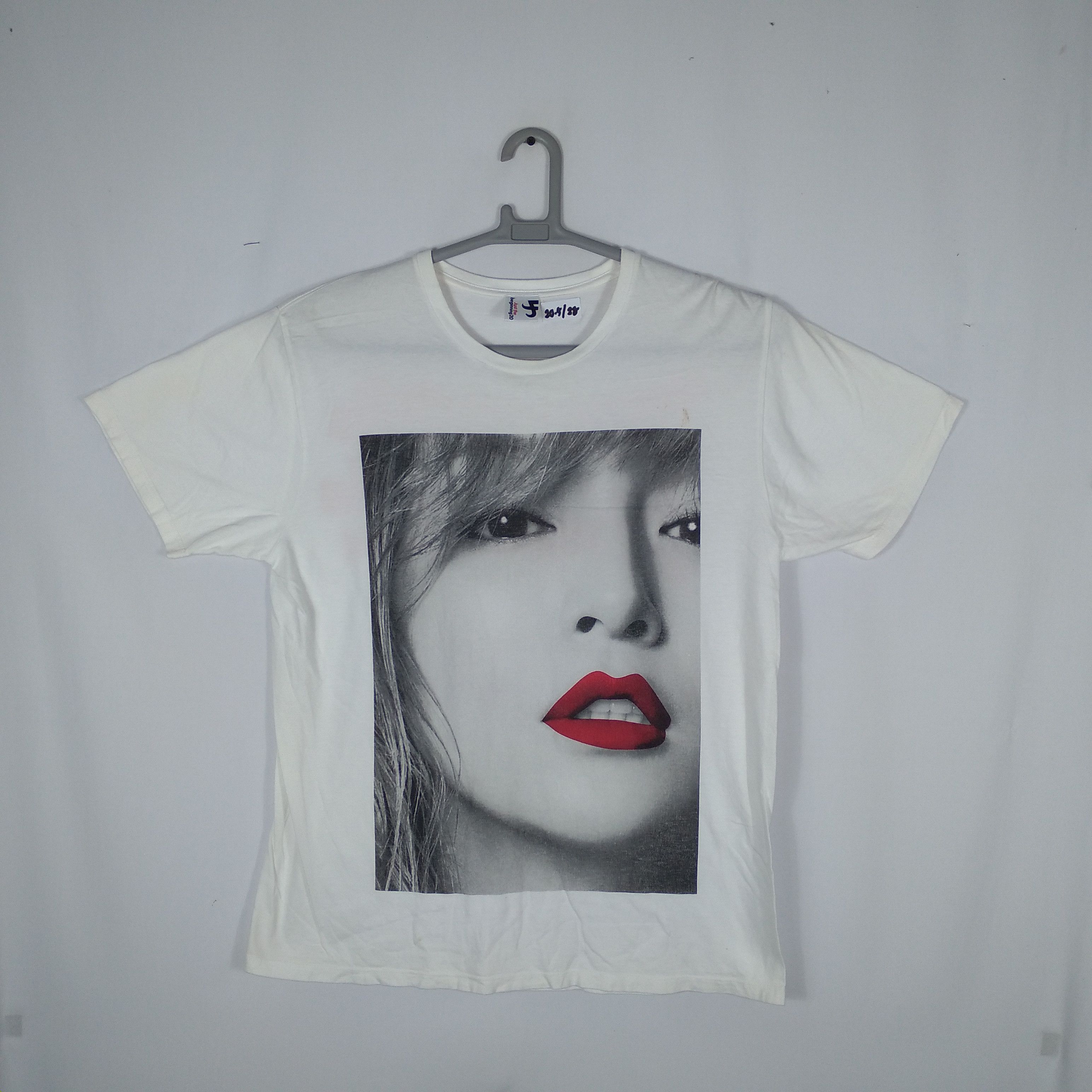 image of Band Tees x Tour Tee Vintage 2000S Ayumi Hamasaki Big Image Tour Tee in White, Men's (Size Medium)