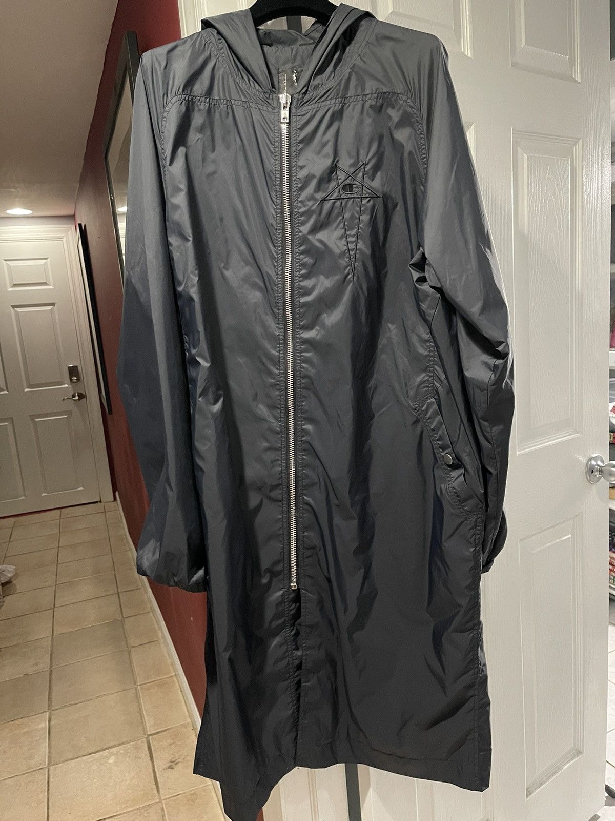 Champion × Rick Owens ***FINAL DROP***SS21 Jumbo Windbreaker Size US L / EU 52-54 / 3 - 1 Thumbnail