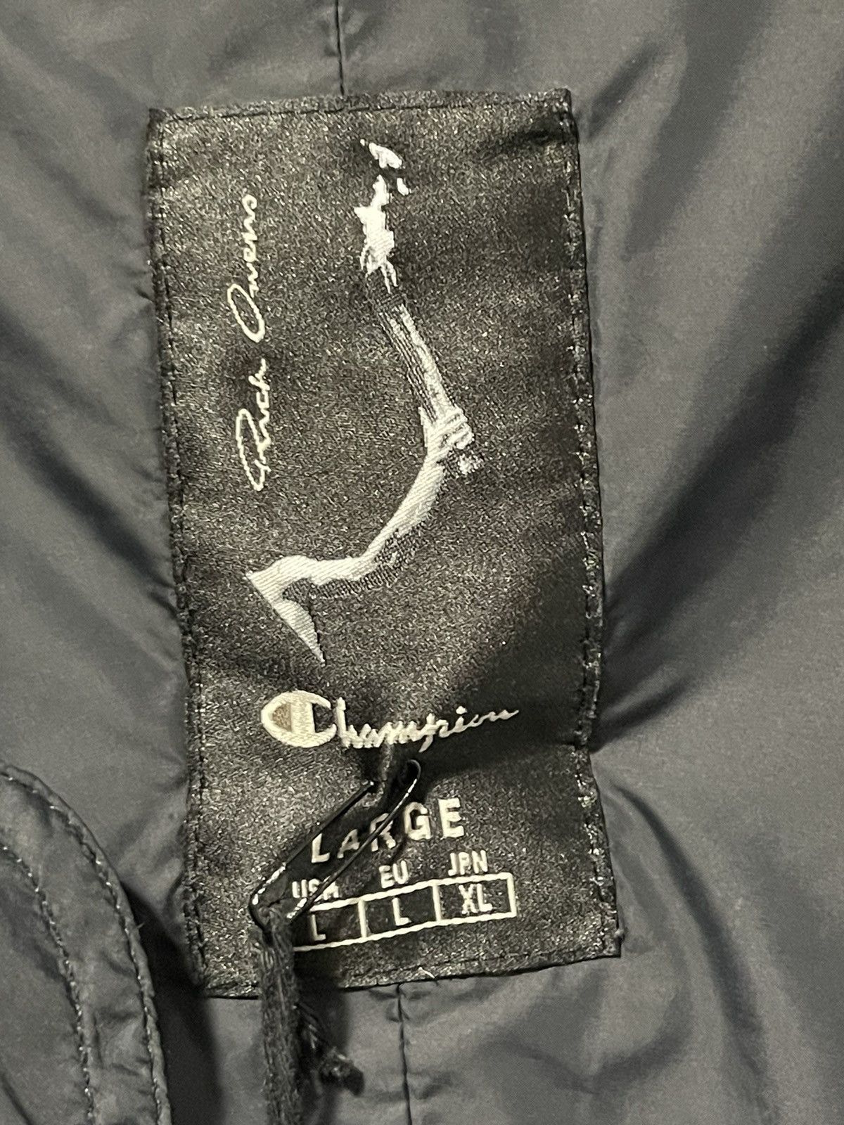 Champion × Rick Owens ***FINAL DROP***SS21 Jumbo Windbreaker Size US L / EU 52-54 / 3 - 8 Thumbnail