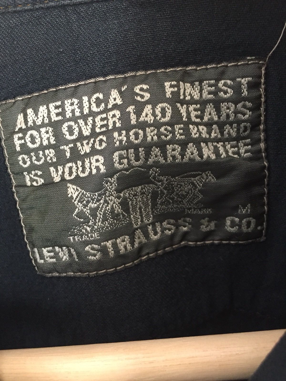 Levi's Levi’s sleeveless raw cropped western shirt Size US L / EU 52-54 / 3 - 4 Thumbnail