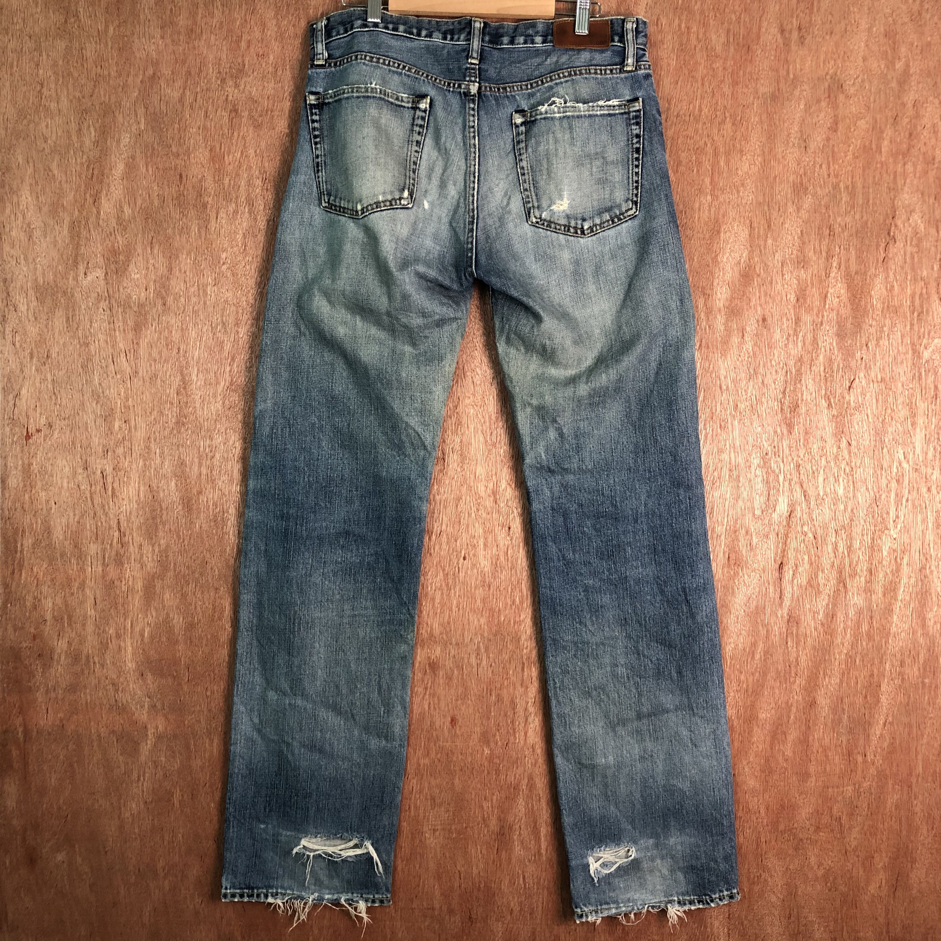 Japanese Brand × Uniqlo Vintage distressed Jun Takahashi Uniqlo jeans Size US 32 / EU 48 - 9 Thumbnail