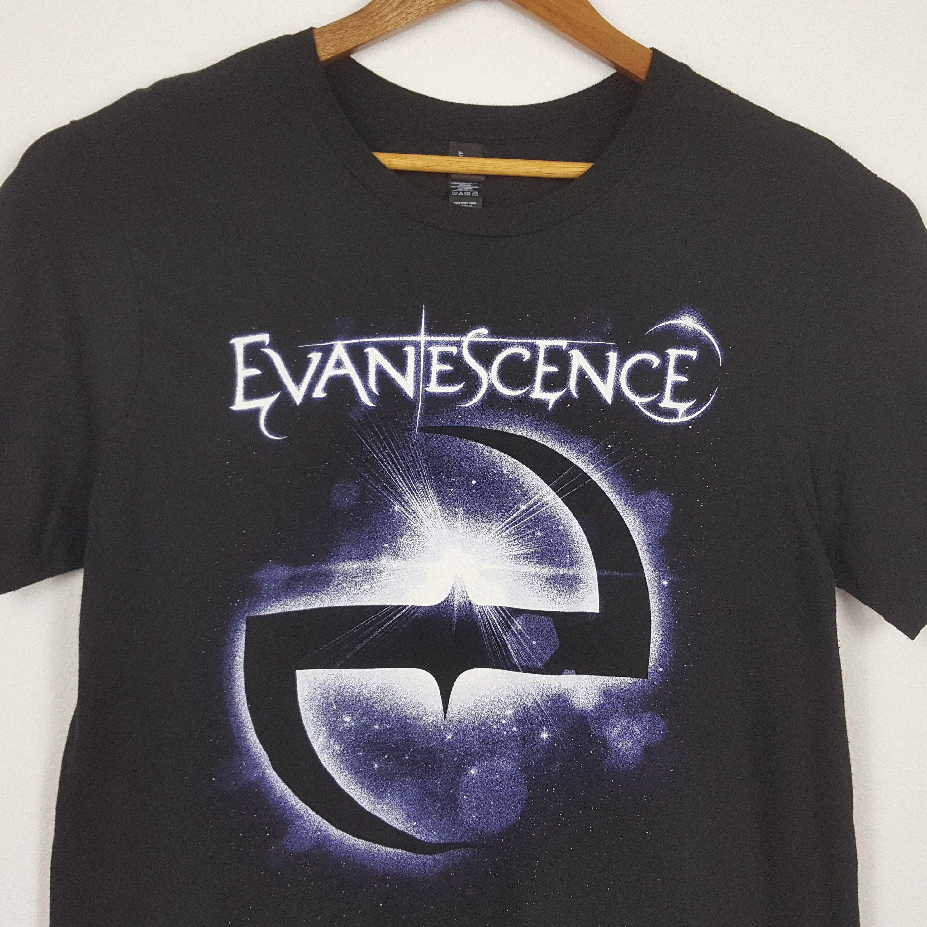 Band Tees × Vintage Vintage Evenescence American Rock Band t-shirt Size US M / EU 48-50 / 2 - 4 Thumbnail
