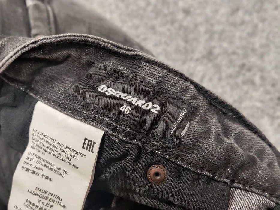 Dsquared2 Dsquared2 Designer Black Paint Logo Distressed Denim Jeans Size US 30 / EU 46 - 9 Thumbnail