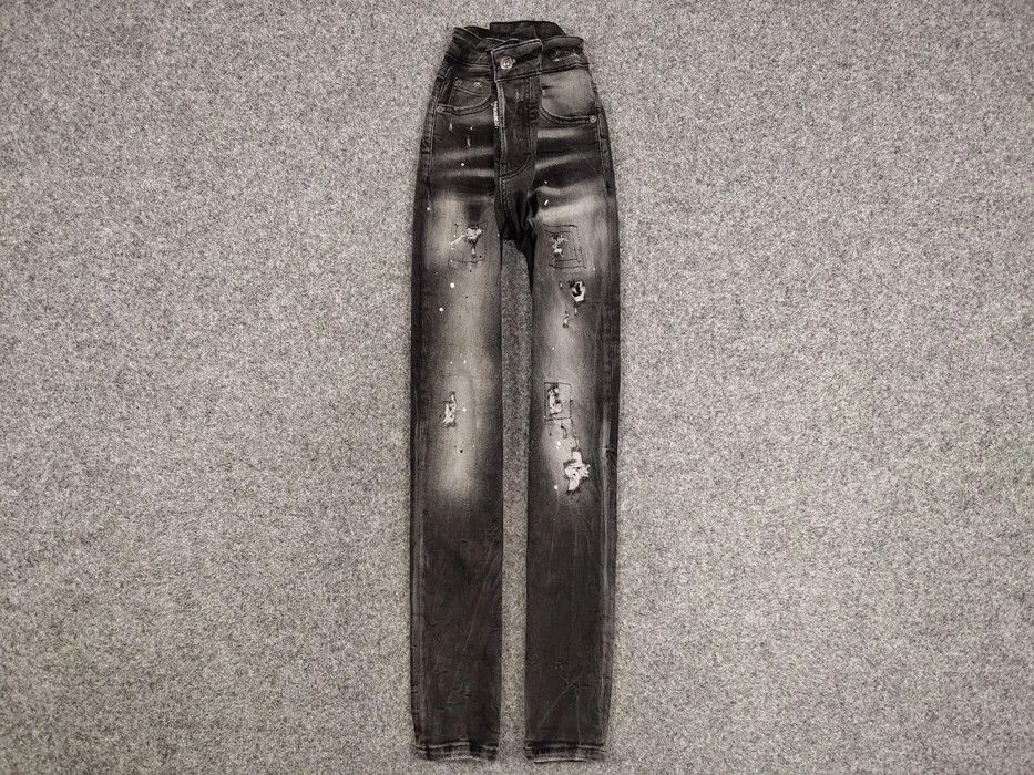 Dsquared2 Dsquared2 Designer Black Paint Logo Distressed Denim Jeans Size US 30 / EU 46 - 1 Thumbnail