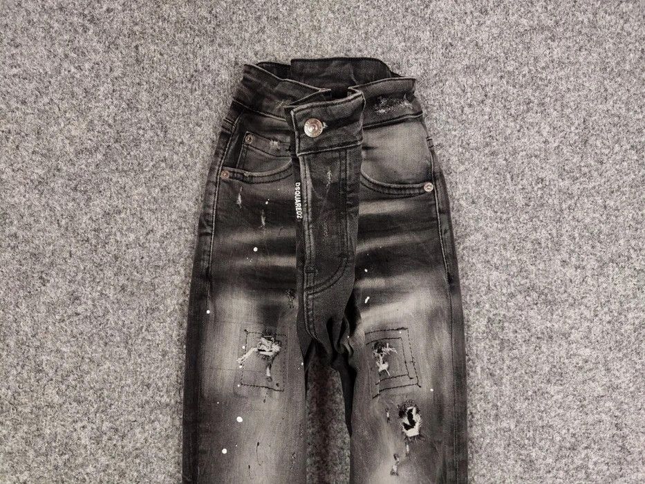 Dsquared2 Dsquared2 Designer Black Paint Logo Distressed Denim Jeans Size US 30 / EU 46 - 3 Thumbnail