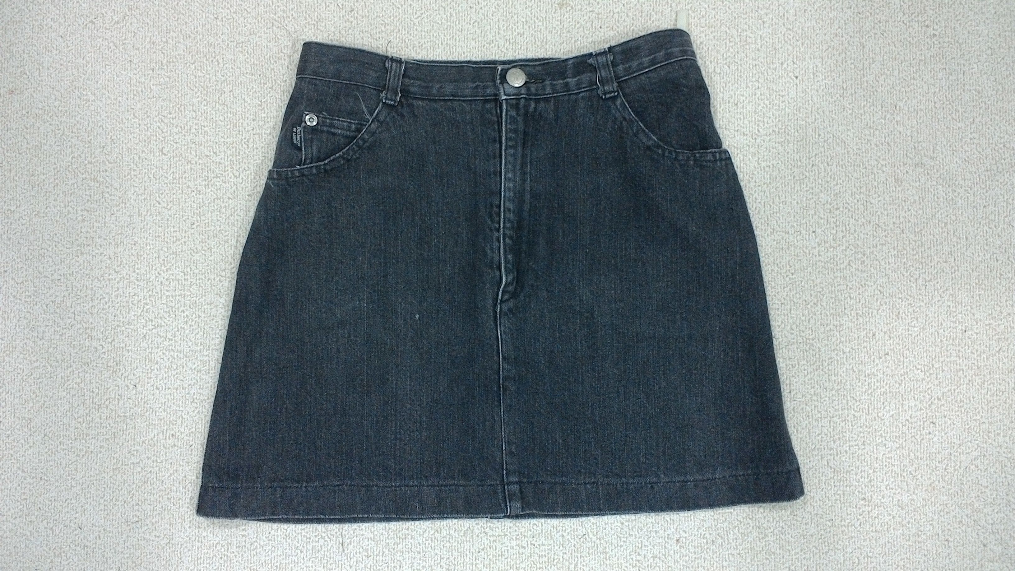 Burberry denim skirt