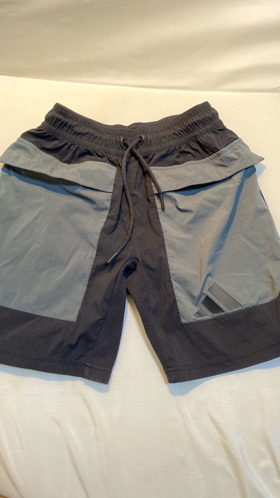 Adidas Adidas shorts S Size US 29 - 1 Thumbnail