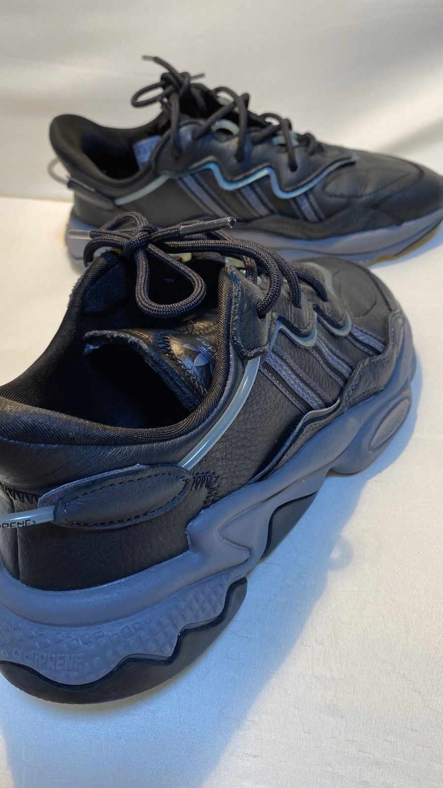 Adidas Adidas ozweego 7us Size US 7 / EU 40 - 8 Thumbnail