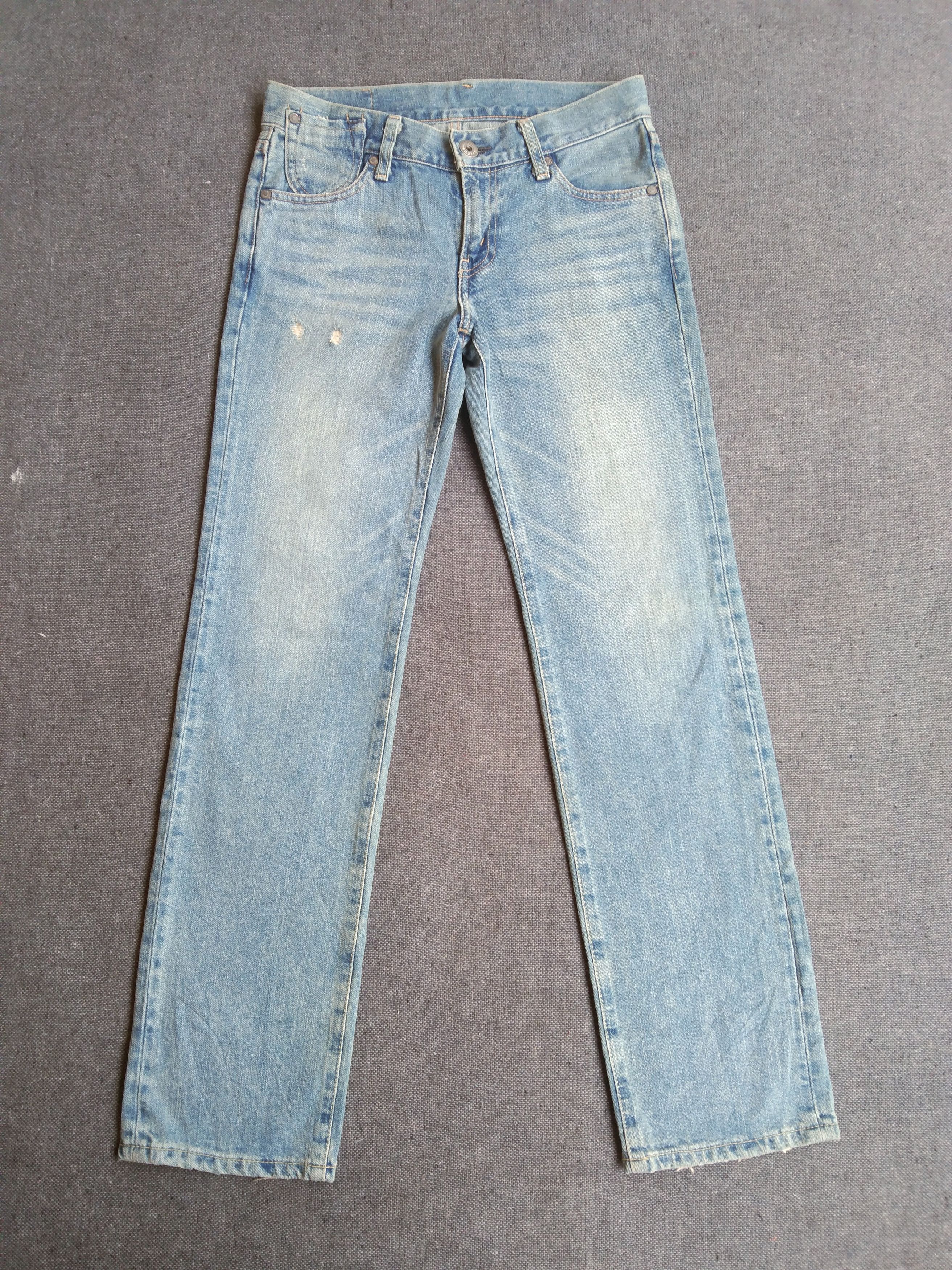 image of Vintage Levi's Jeans 502 Light Wash Denim 28X30 in Blue, Men's