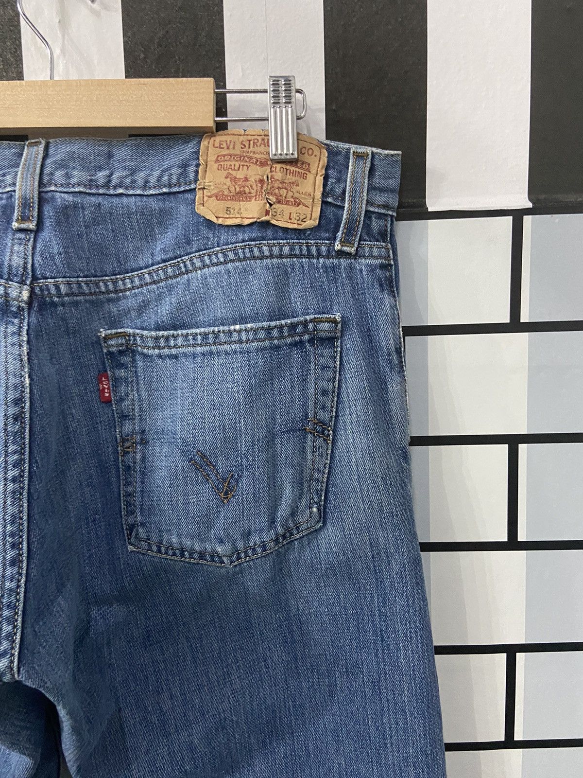 Levi's × Vintage Vintage Levi’s 514 Slim Straight Blue Wash Denim Pants Size US 34 / EU 50 - 16 Thumbnail