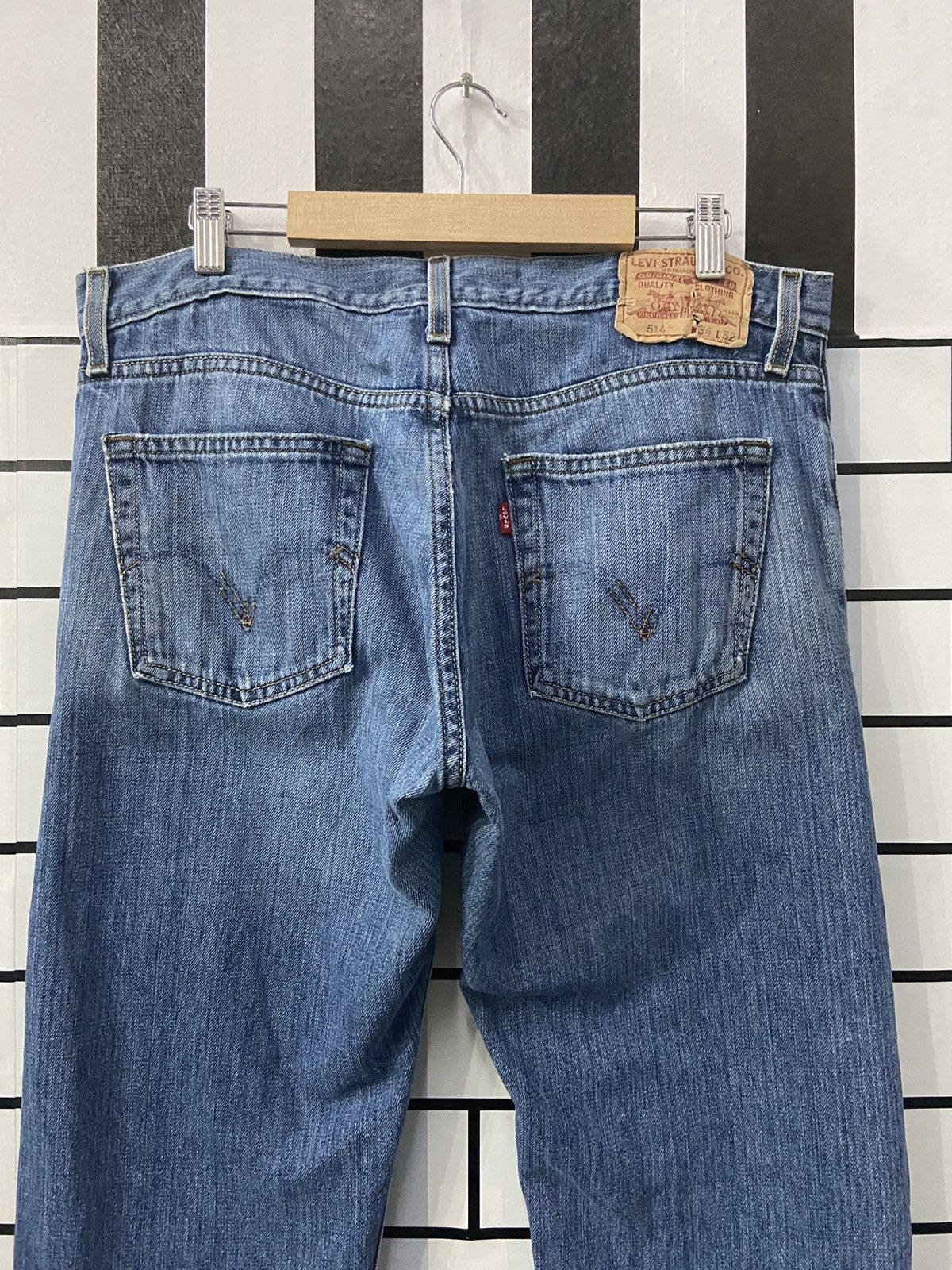 Levi's × Vintage Vintage Levi’s 514 Slim Straight Blue Wash Denim Pants Size US 34 / EU 50 - 12 Thumbnail