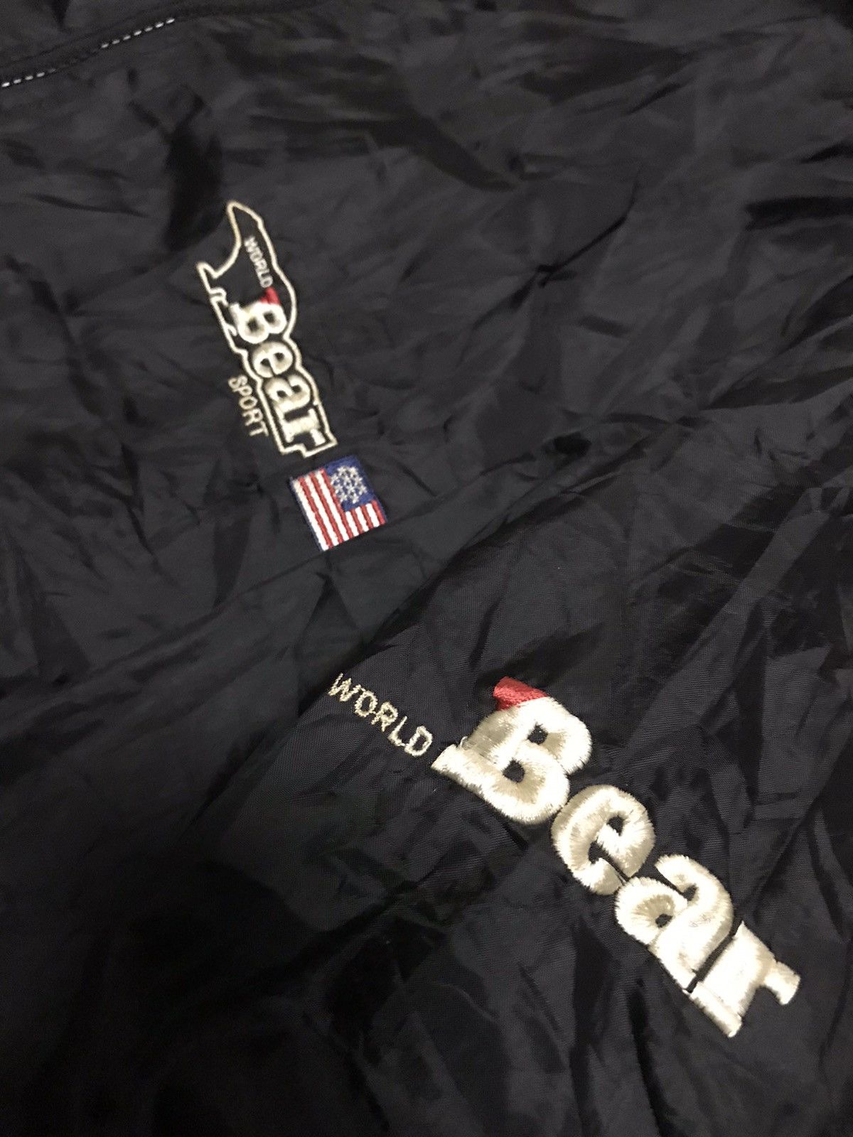 Japanese Brand World bear sport windbreaker zipper Size US L / EU 52-54 / 3 - 4 Thumbnail