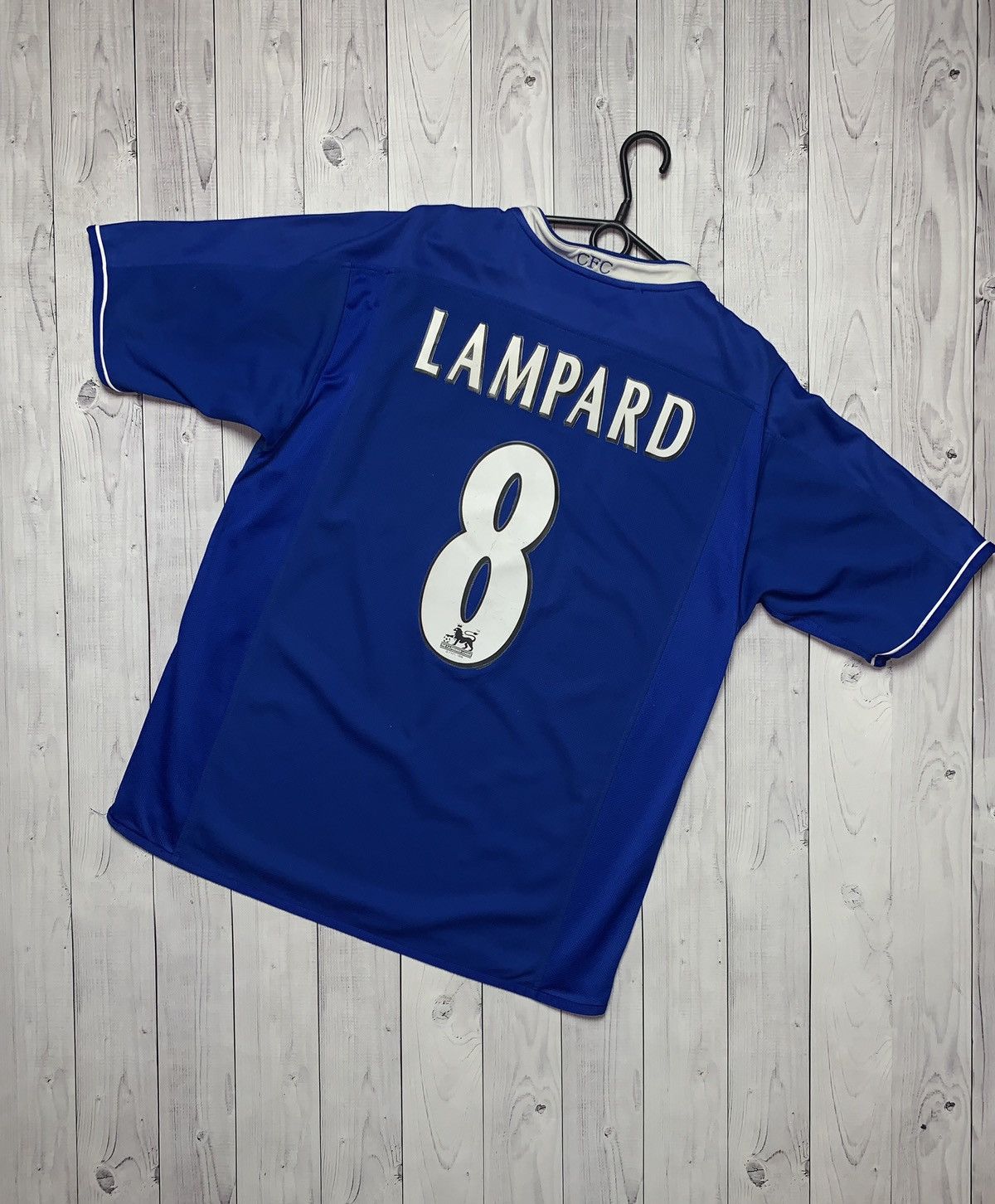 Umbro Vintage soccer jersey Chelsea 8 Lampard Umbro size L Size US L / EU 52-54 / 3 - 1 Thumbnail