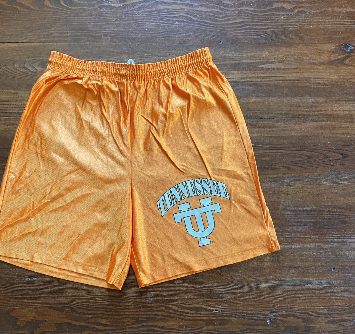Vintage Vintage 90’s University of Tennessee Athletic Shorts Size US 38 / EU 54 - 1 Thumbnail