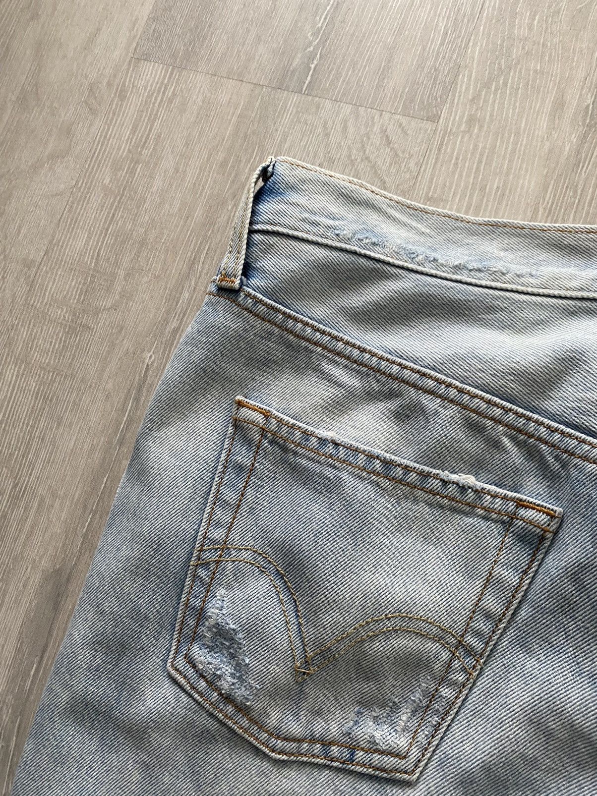 Levi's Levi’s 501 CT baby blue jeans distressed Size US 31 - 7 Thumbnail
