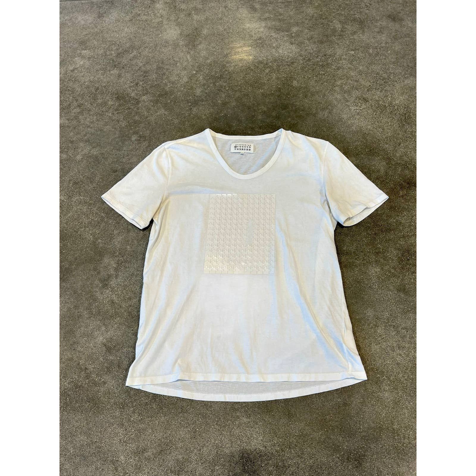 Maison Margiela Margiela Applique Tee Size US M / EU 48-50 / 2 - 1 Thumbnail
