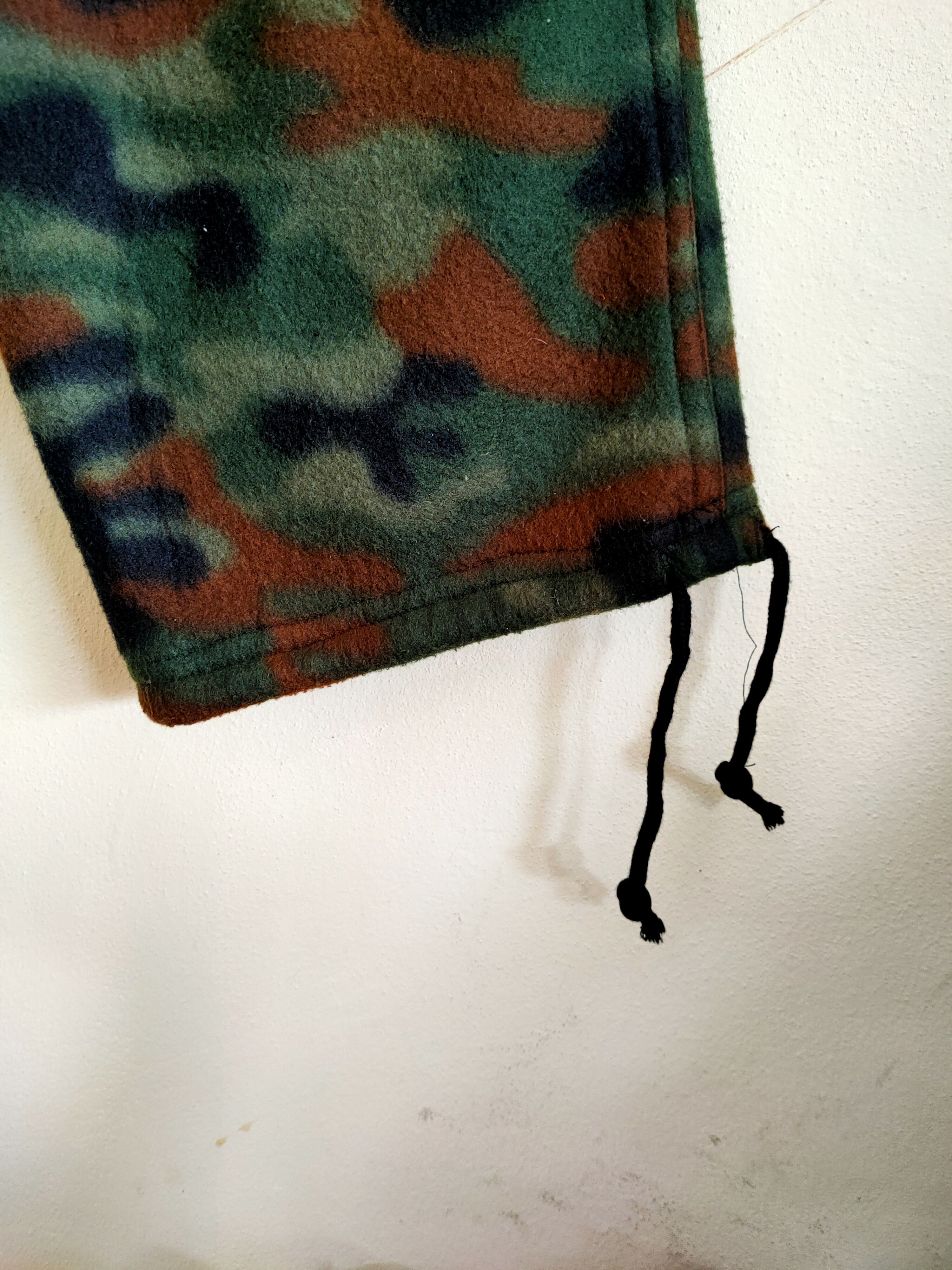 Japanese Brand Vintage Camo Cargo pocket Pants Size US 29 - 3 Thumbnail