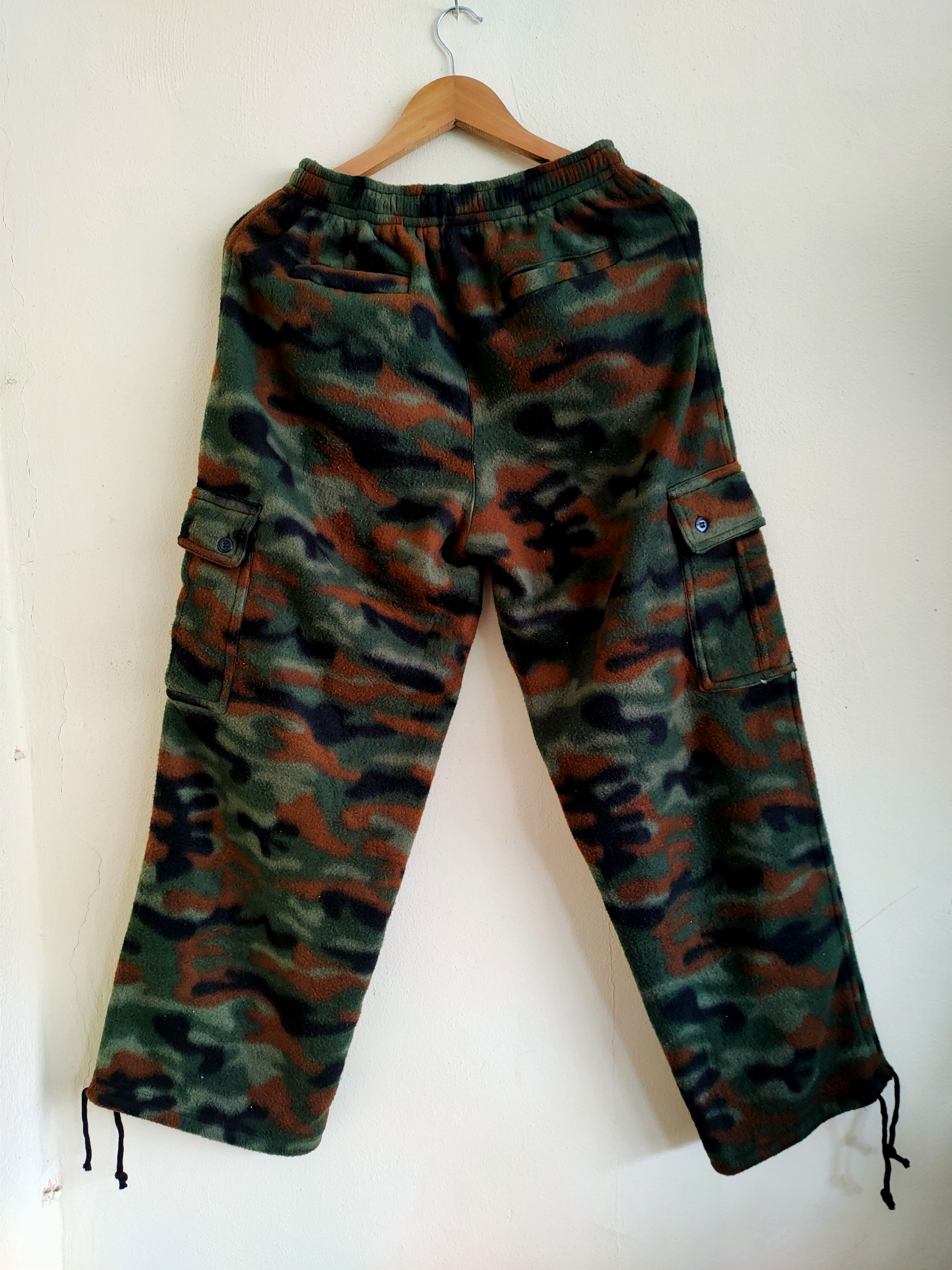 Japanese Brand Vintage Camo Cargo pocket Pants Size US 29 - 2 Thumbnail