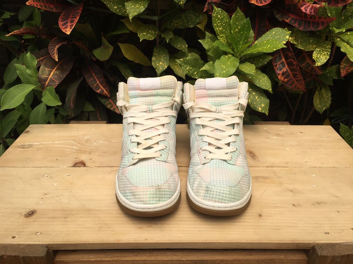 Nike × Supreme 🔥 Rare Nike Dunk High Supreme Fun Shirt Size US 8.5 / EU 41-42 - 13 Thumbnail