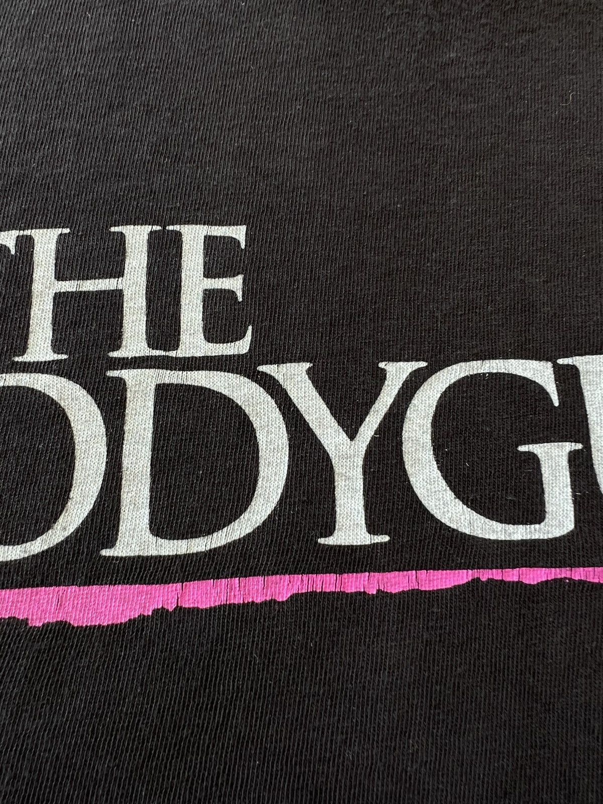 Band Tees Vintage 90s The BodyGuard Promo Movie Black Tee Size US XL / EU 56 / 4 - 4 Thumbnail