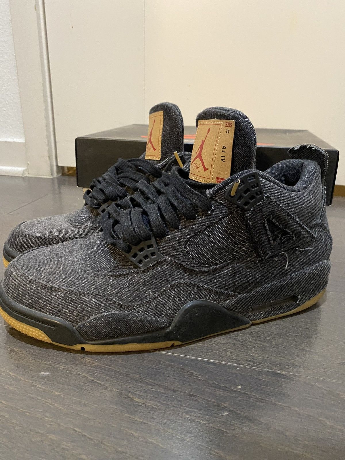 Jordan Brand × Levi's × Nike Jordan x Levis Denim 4s Size US 11 / EU 44 - 2 Thumbnail