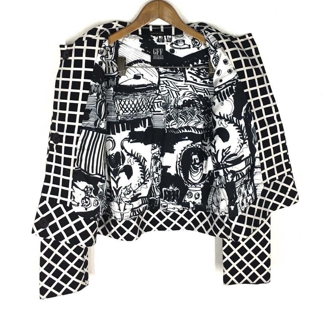 Gianfranco Ferre Fashion Design Jacket cw21 Size US S / EU 44-46 / 1 - 5 Thumbnail