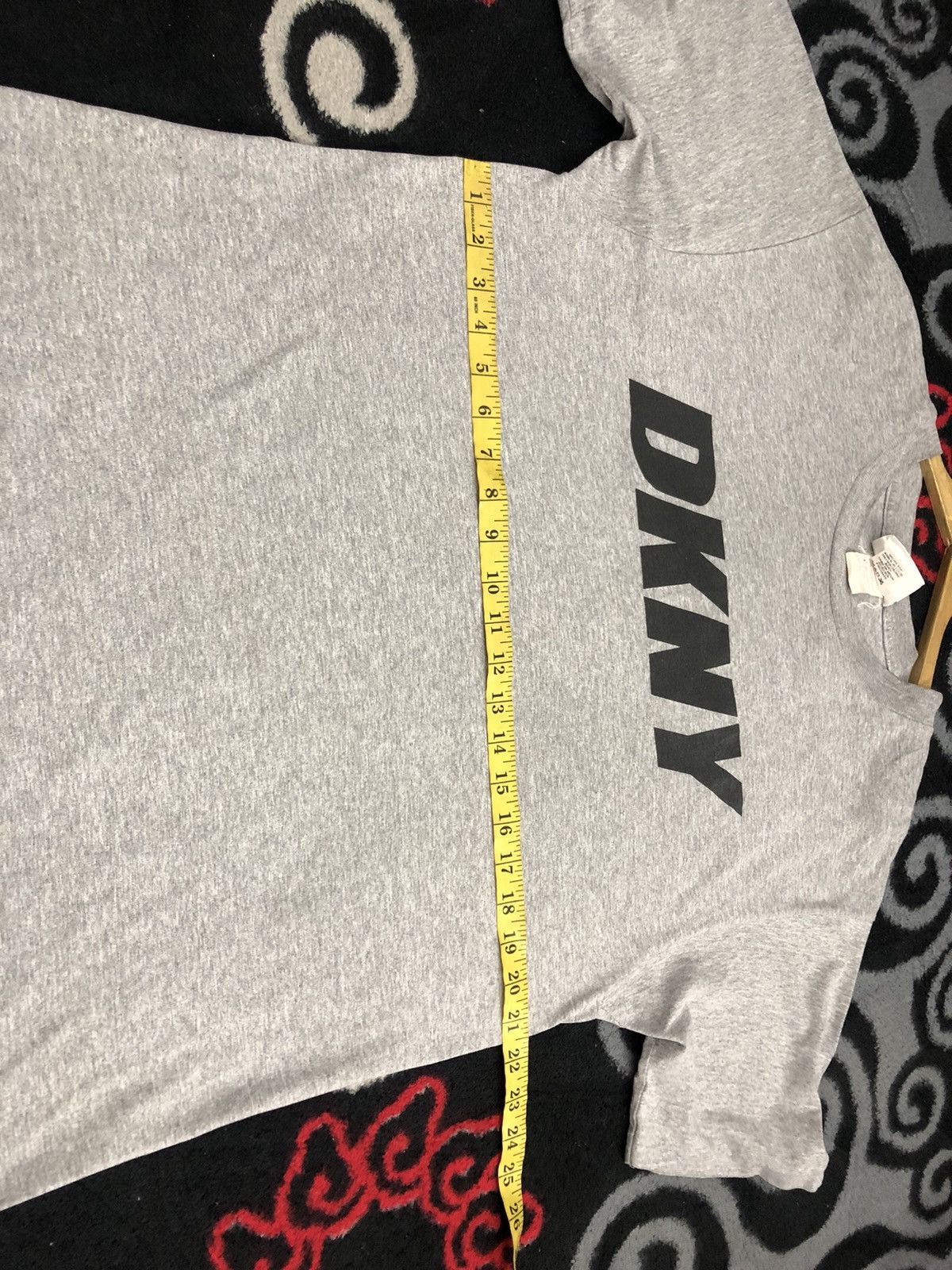 DKNY Vintage DKNY T-Shirt Size US L / EU 52-54 / 3 - 8 Thumbnail