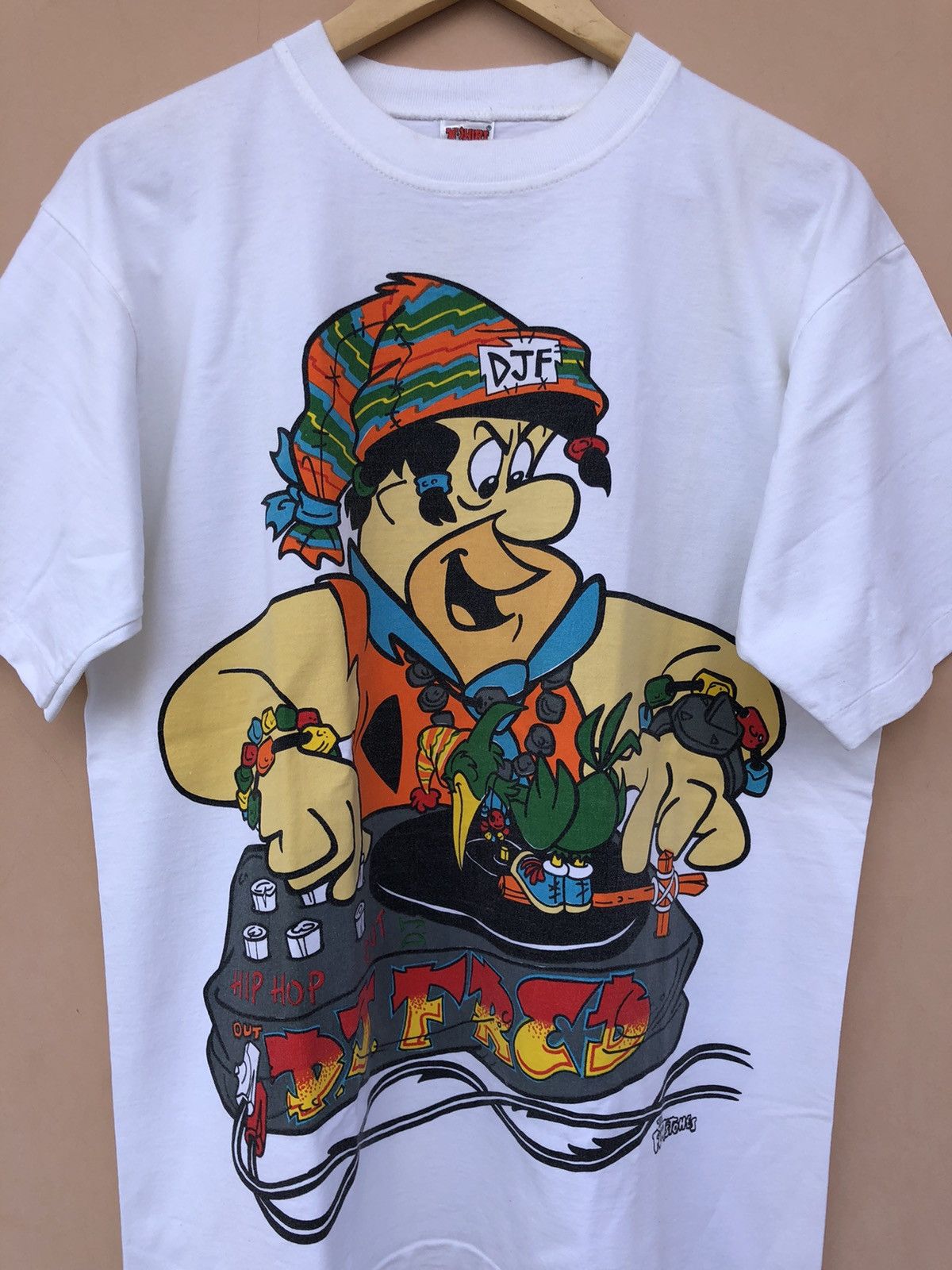 Cartoon Network Vintage 90s Flintstones Dj Fred Hip Hop Tee (Wacky Races) Size US L / EU 52-54 / 3 - 3 Thumbnail