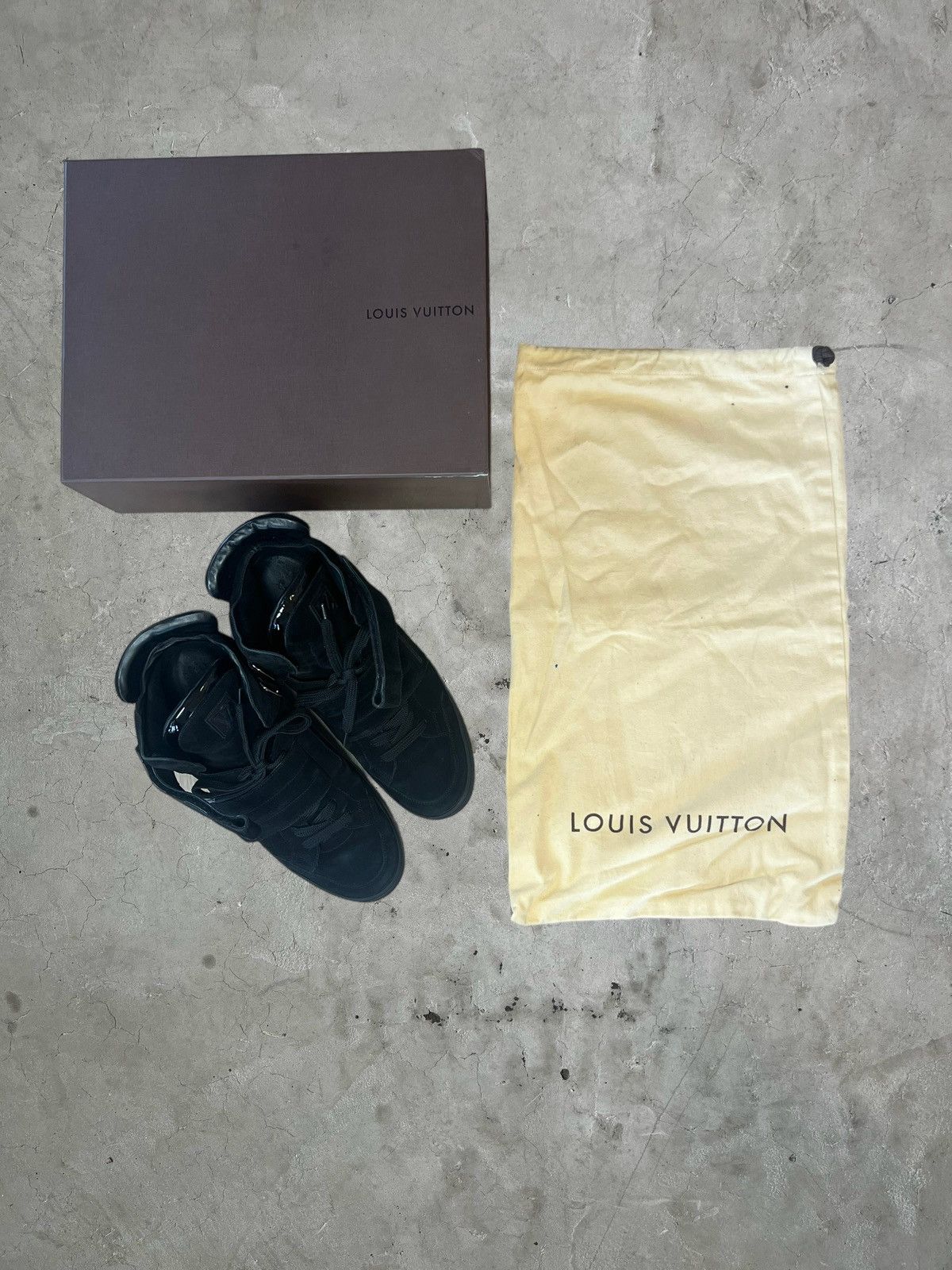 Louis Vuitton Louis Vuitton x Kanye West Jaspers Size US 11.5 / EU 44-45 - 14 Thumbnail