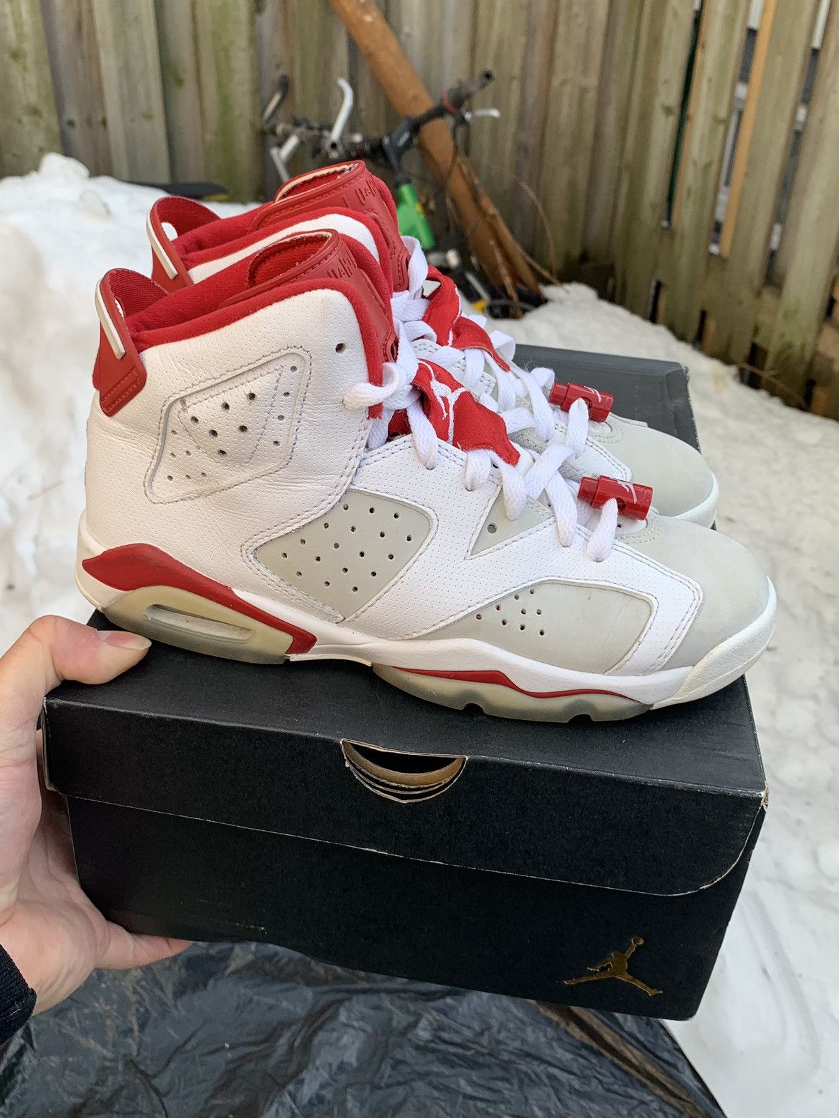 Jordan Brand × Nike Air Jordan 6 Retro GS Alternate Size US 5 / EU 37 - 1 Thumbnail