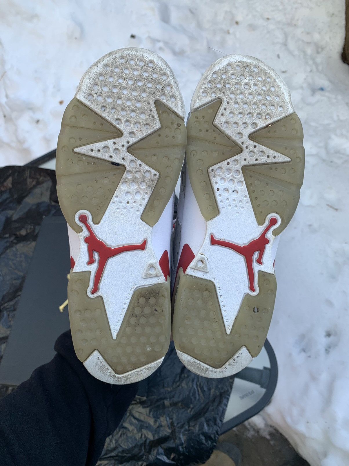 Jordan Brand × Nike Air Jordan 6 Retro GS Alternate Size US 5 / EU 37 - 6 Thumbnail