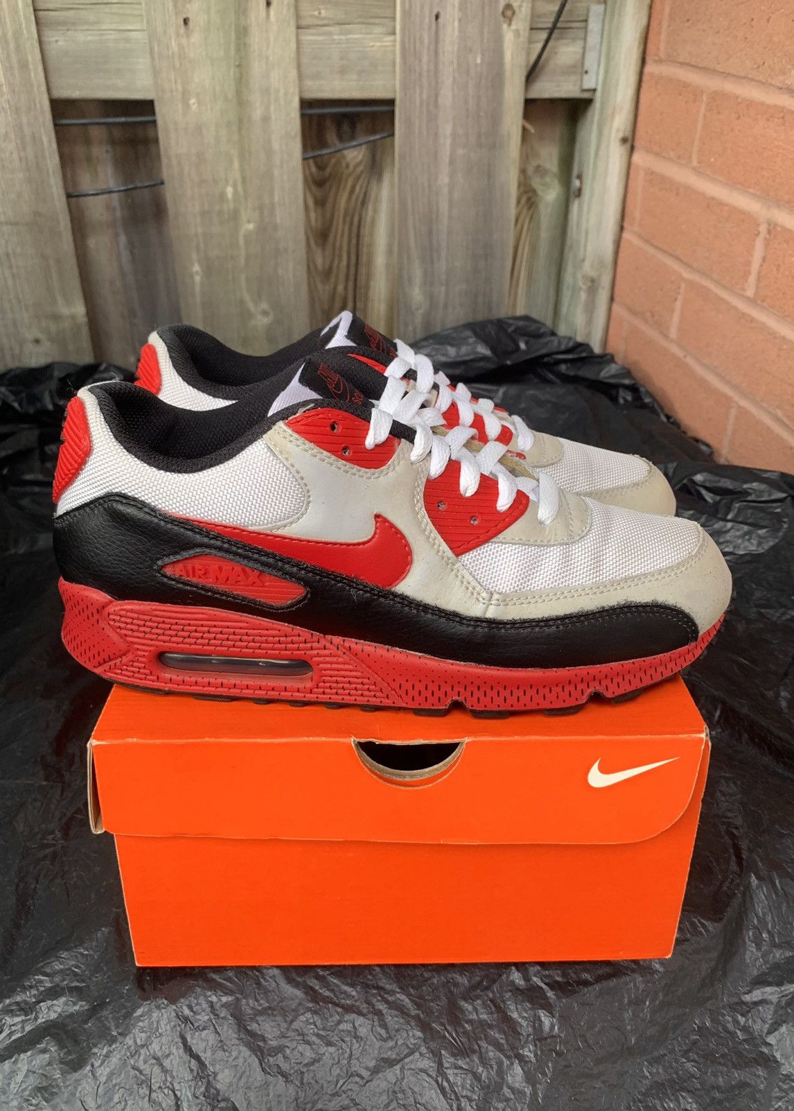Nike Air Max 90 White | Sport Red Neutral Grey Size US 8.5 / EU 41-42 - 1 Thumbnail